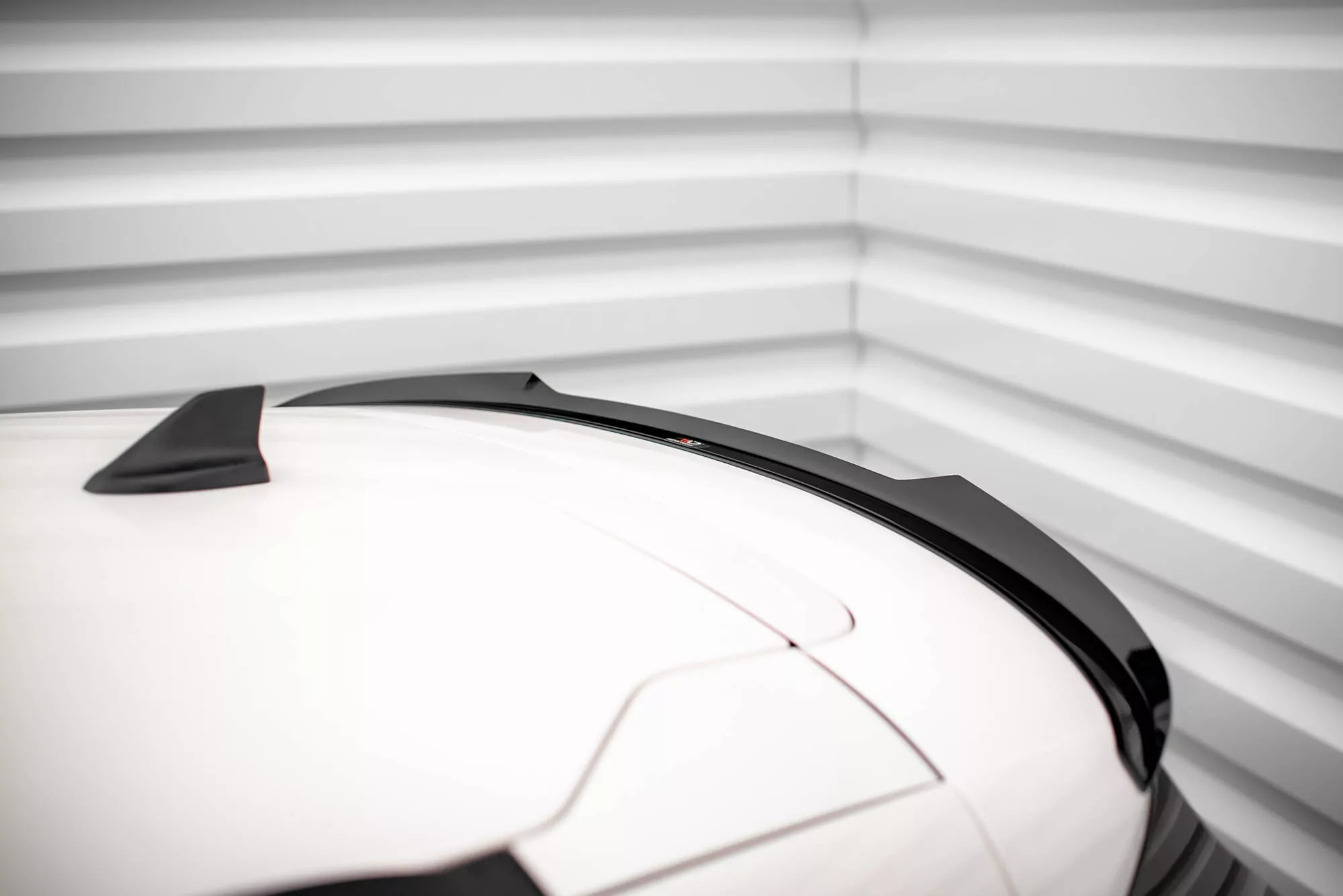 Spoiler CAP Für Ford Kuga ST-Line Mk3 Schwarz Hochglanz