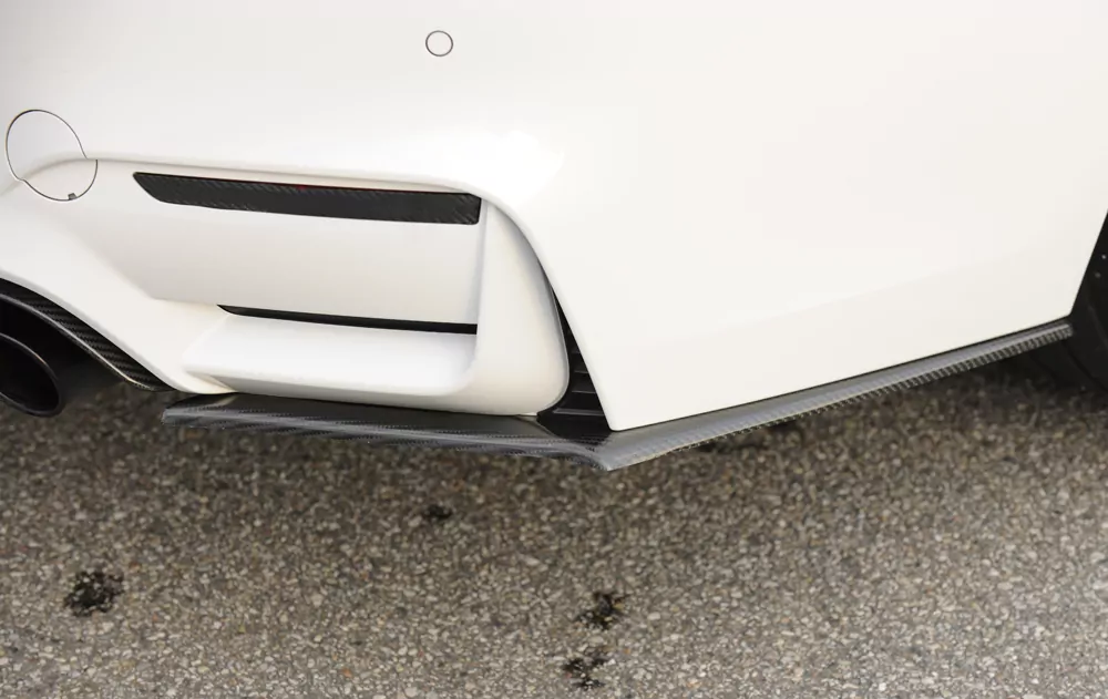 Carbon Heckschürzenansatz rechts für BMW 4er F82 M4 (M3) Coupé 01.14-