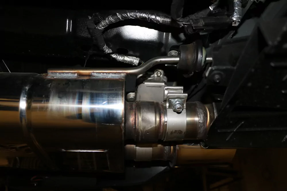 Ford Mustang VI Facelift Coupe & Convertible - 8 -Zylinder Endschalldämpfer rechts/links - 2x100 Typ 25 rechts/links