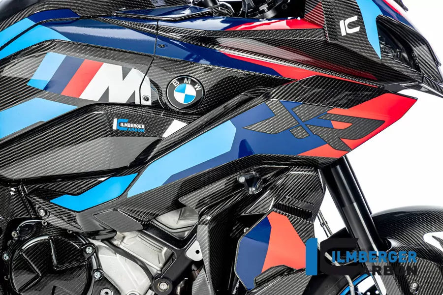 Ilmberger Carbon Verkleidungsseitenteil rechte Seite glänzend BMW S1000XR 2020- M1000XR 2024-