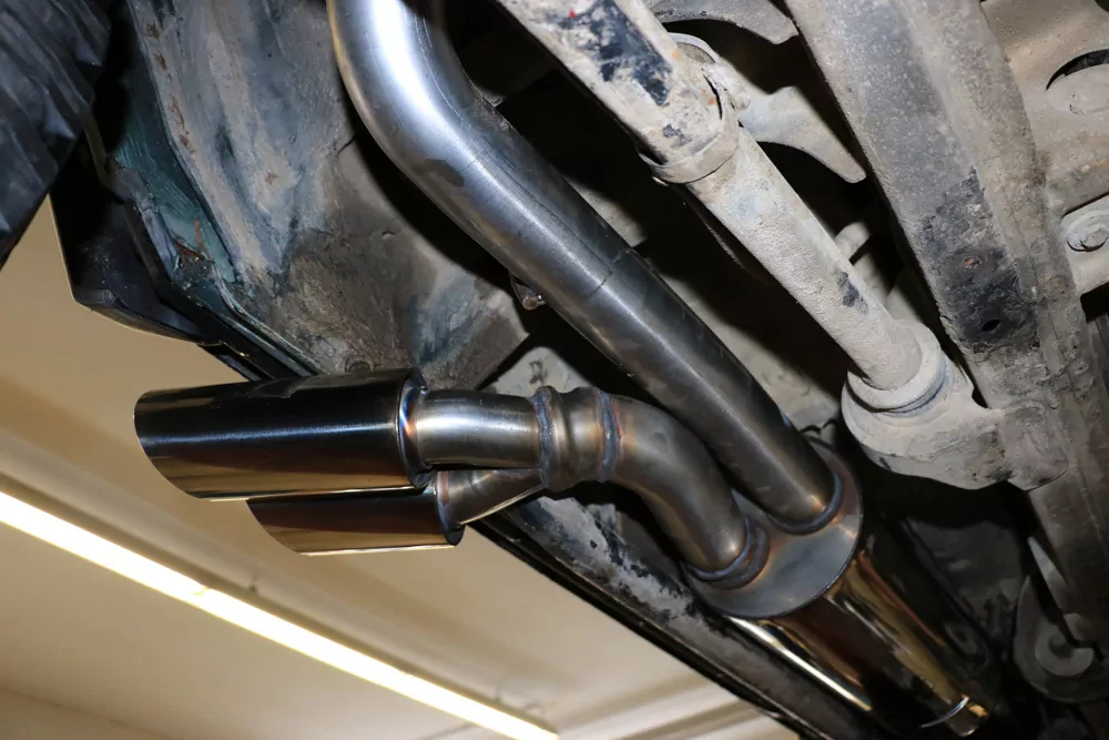 Mercedes G-Klasse Cabrio - 463 (ohne Trittbrett)  Endschalldämpfer Ausgang seitlich  - 2x80 Typ 14