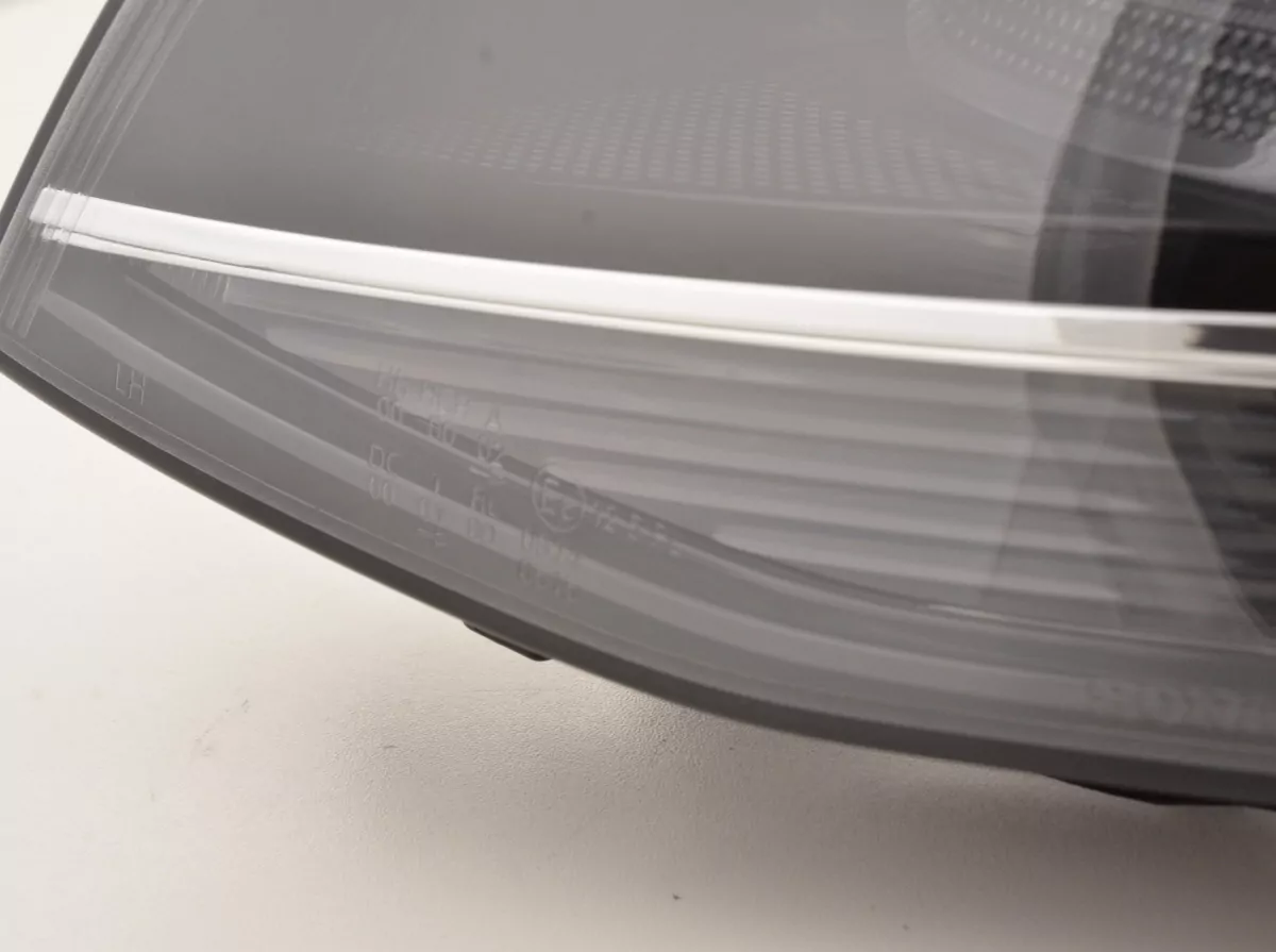 Scheinwerfer Set Daylight LED Tagfahrlicht VW Golf 7 Bj. ab 2012 schwarz/schwarz