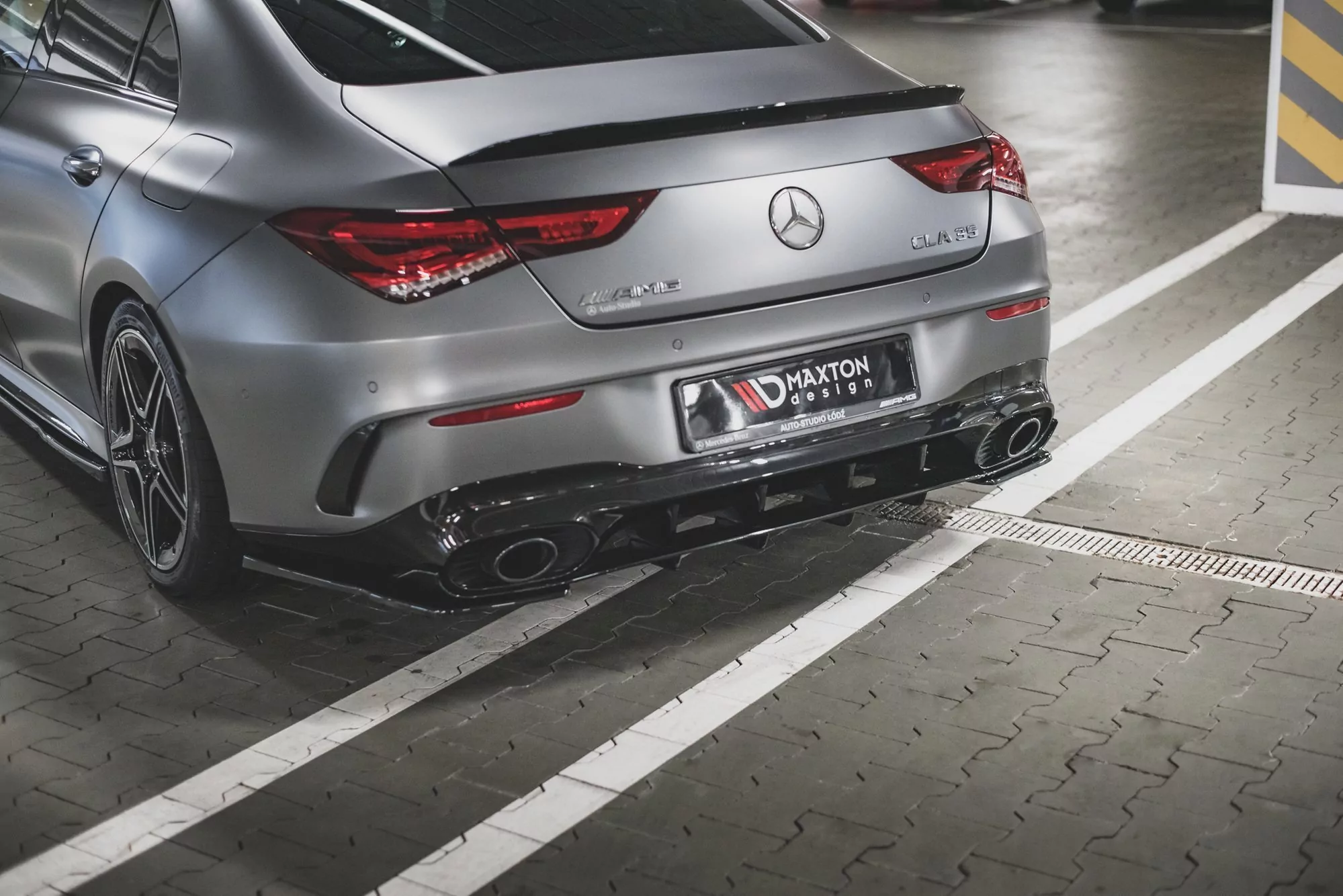 Heck Ansatz Flaps Diffusor Für Mercedes-AMG CLA 35 Aero / 45 Aero C118 Schwarz Hochglanz
