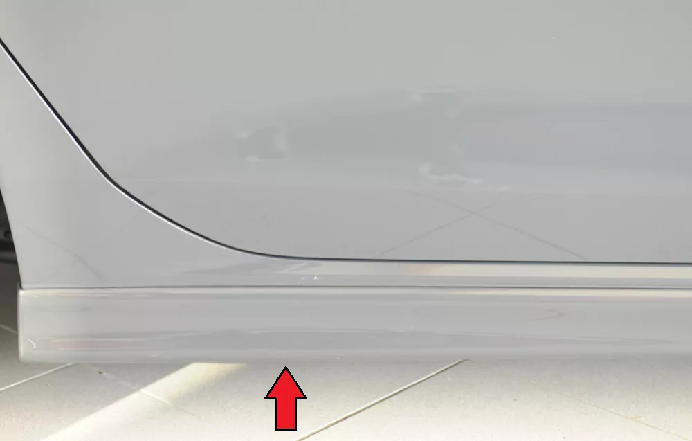 Rieger Seitenschweller rechts  (XS) matt schwarz für VW Golf 8 GTI 5-tür. 08.20-03.24 (bis Facelift)