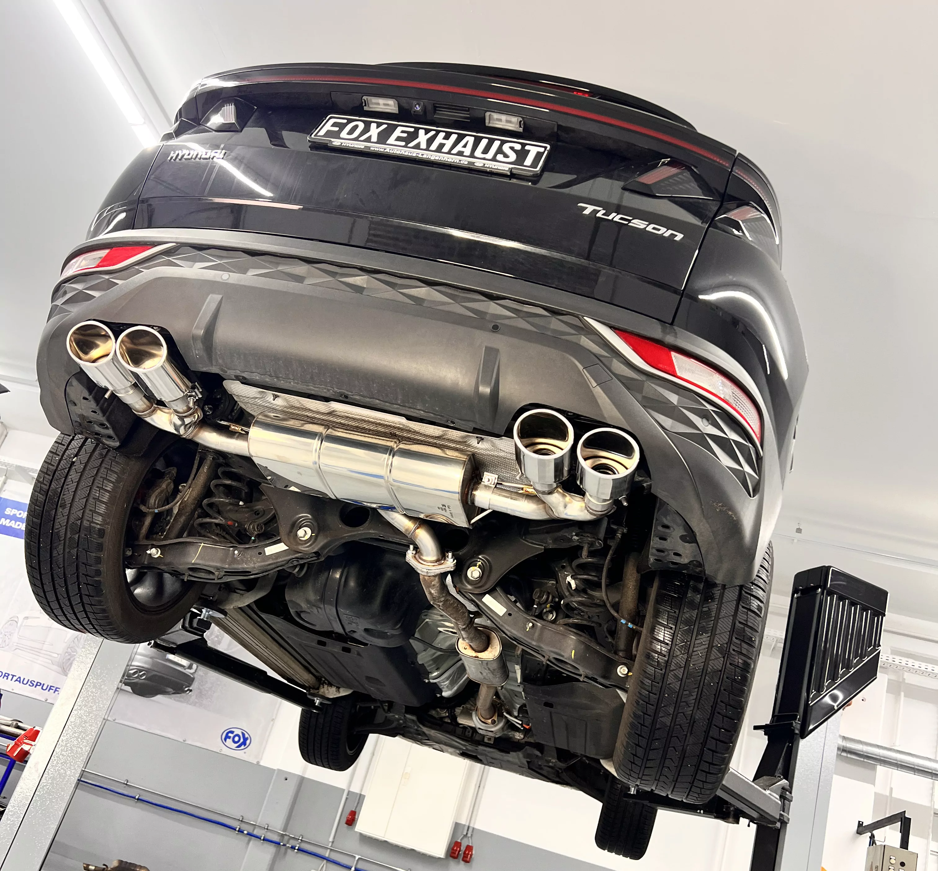 Hyundai Tucson NX4 - 4x2 & 4x4  Endschalldämpfer - 2x115x85 Typ 32 rechts/links