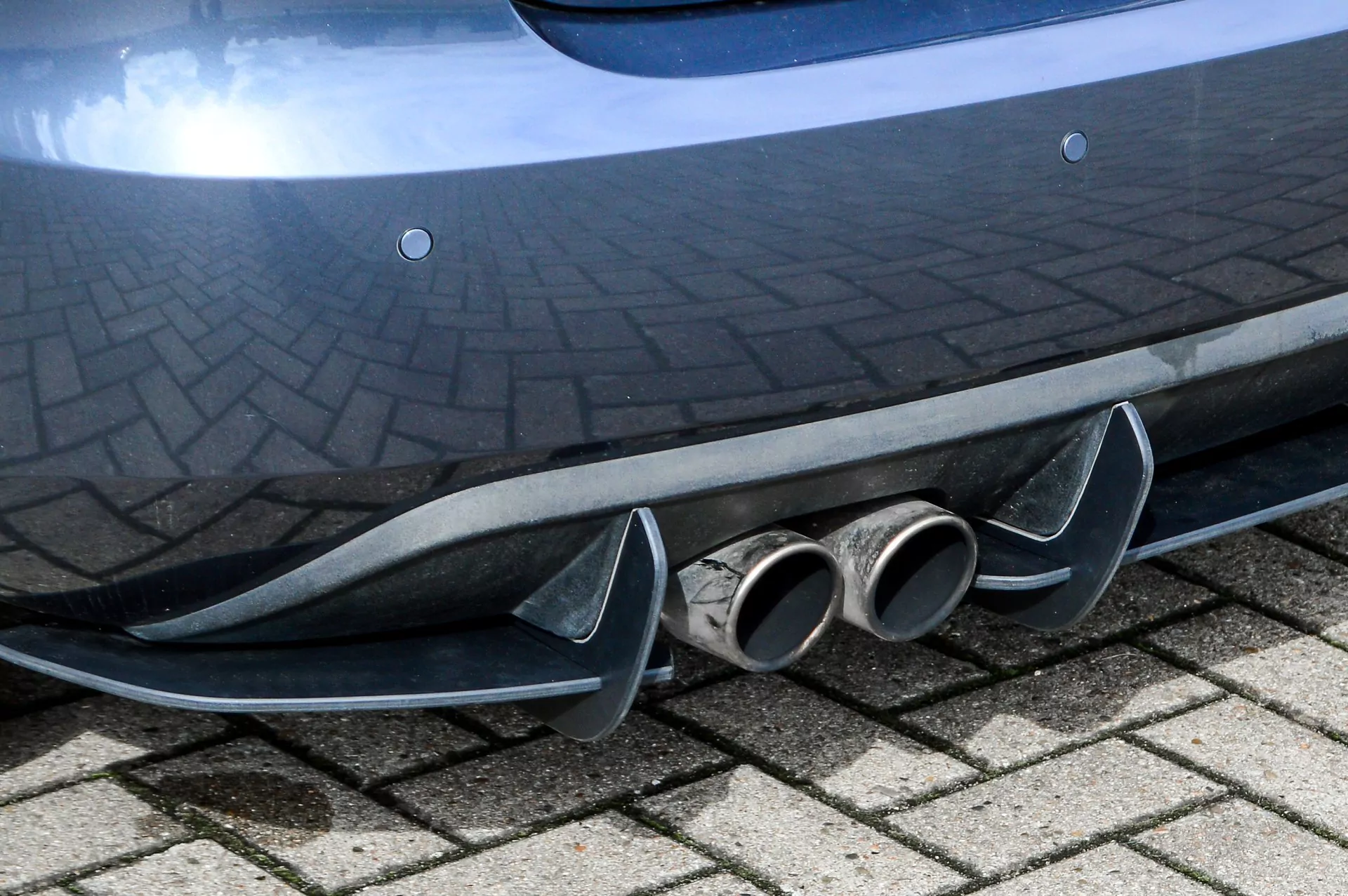 Gefräster Heckansatz mit Finnen für Skoda Fabia RS 5J