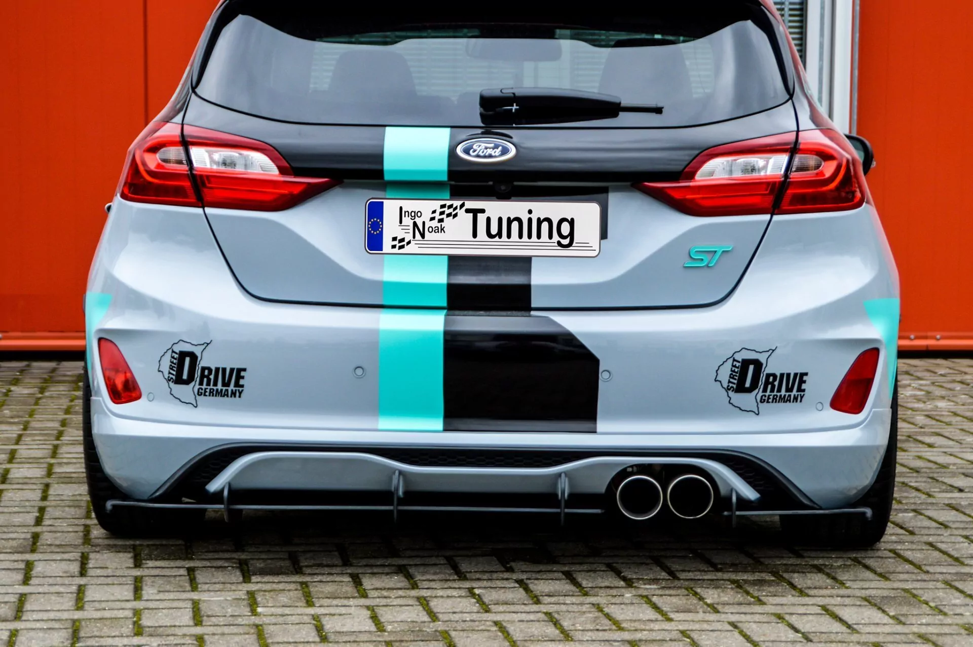 Gefräster Heckansatz mit Finnen aus ABS für Ford Fiesta ST MK8 JHH