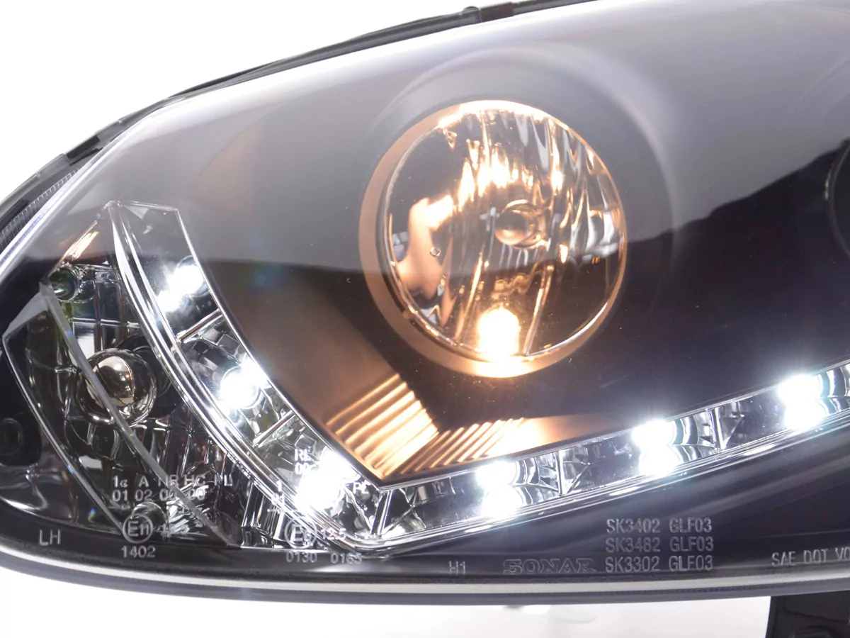Scheinwerfer Set Daylight LED Tagfahrlicht VW Golf 5 Typ 1K Bj. 03-08 schwarz