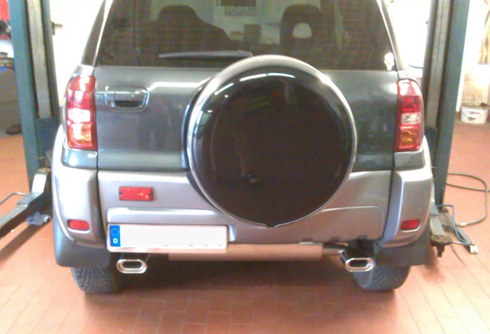 Toyota RAV 4 II - 3-Türer  Endschalldämpfer Ausgang rechts/links - 135x80 Typ 53 rechts/links