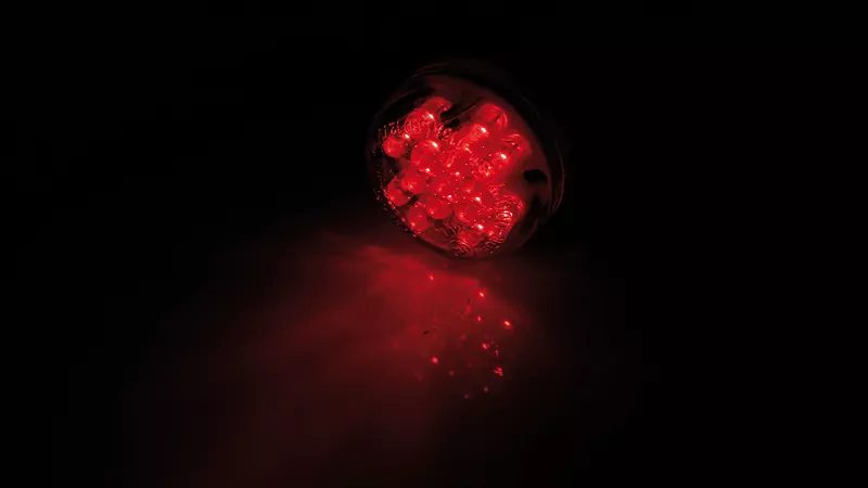 SHIN YO Disc LED Rücklicht Klarglas, E-Geprüft, E-Geprüft (1Stck)