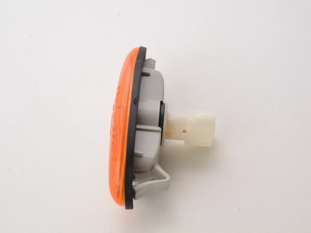 Verschleißteile Seitenblinker Mazda Tribute Bj. 01-03