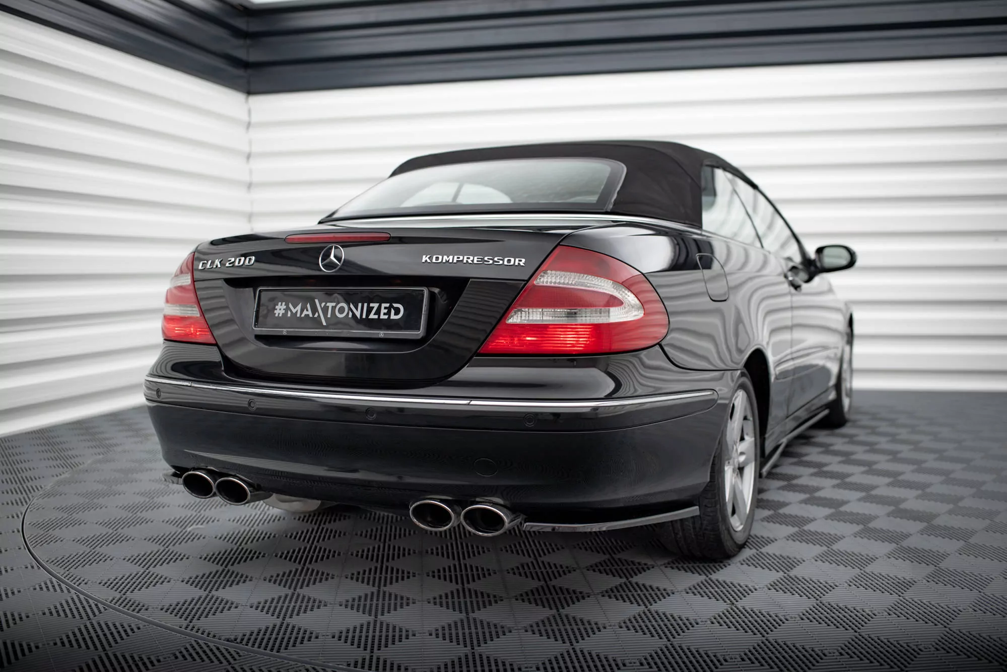 Heck Ansatz Flaps Diffusor V.1 Für Mercedes-Benz CLK W209 Schwarz Hochglanz