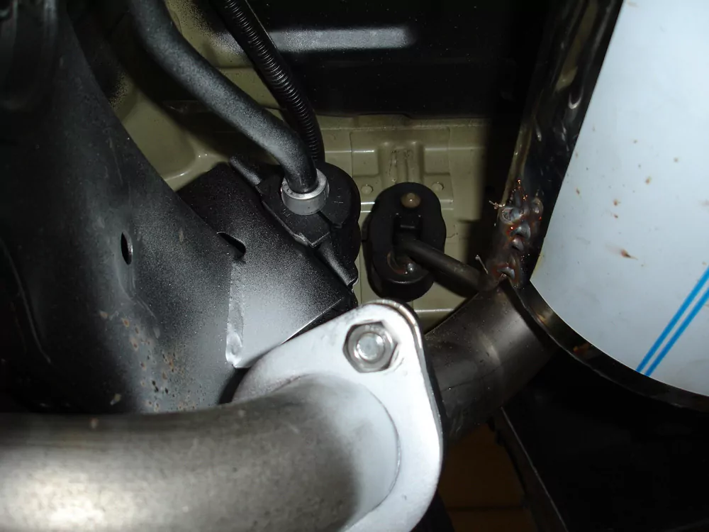 Opel Antara  Endschalldämpfer quer Ausgang rechts/links - 140x90 Typ 33 rechts/links