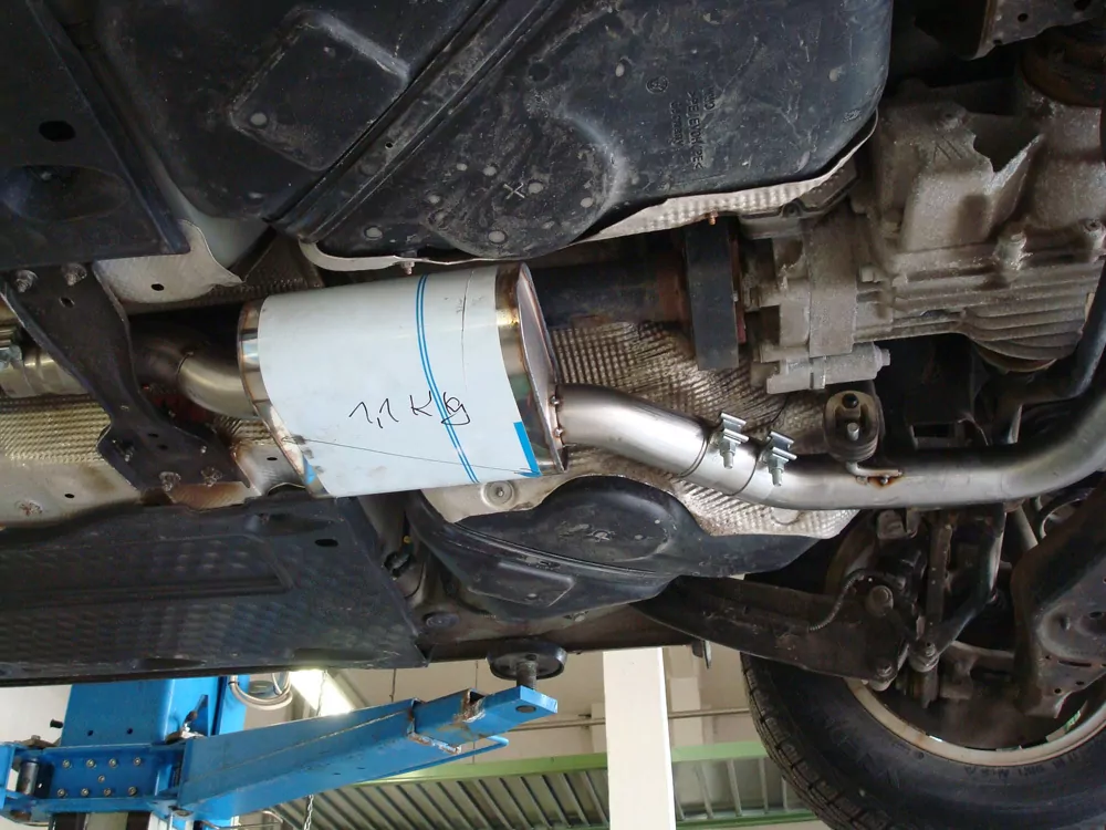 Audi Q3 quattro - Benzin  Vorschalldämpfer für AU150025-xxx