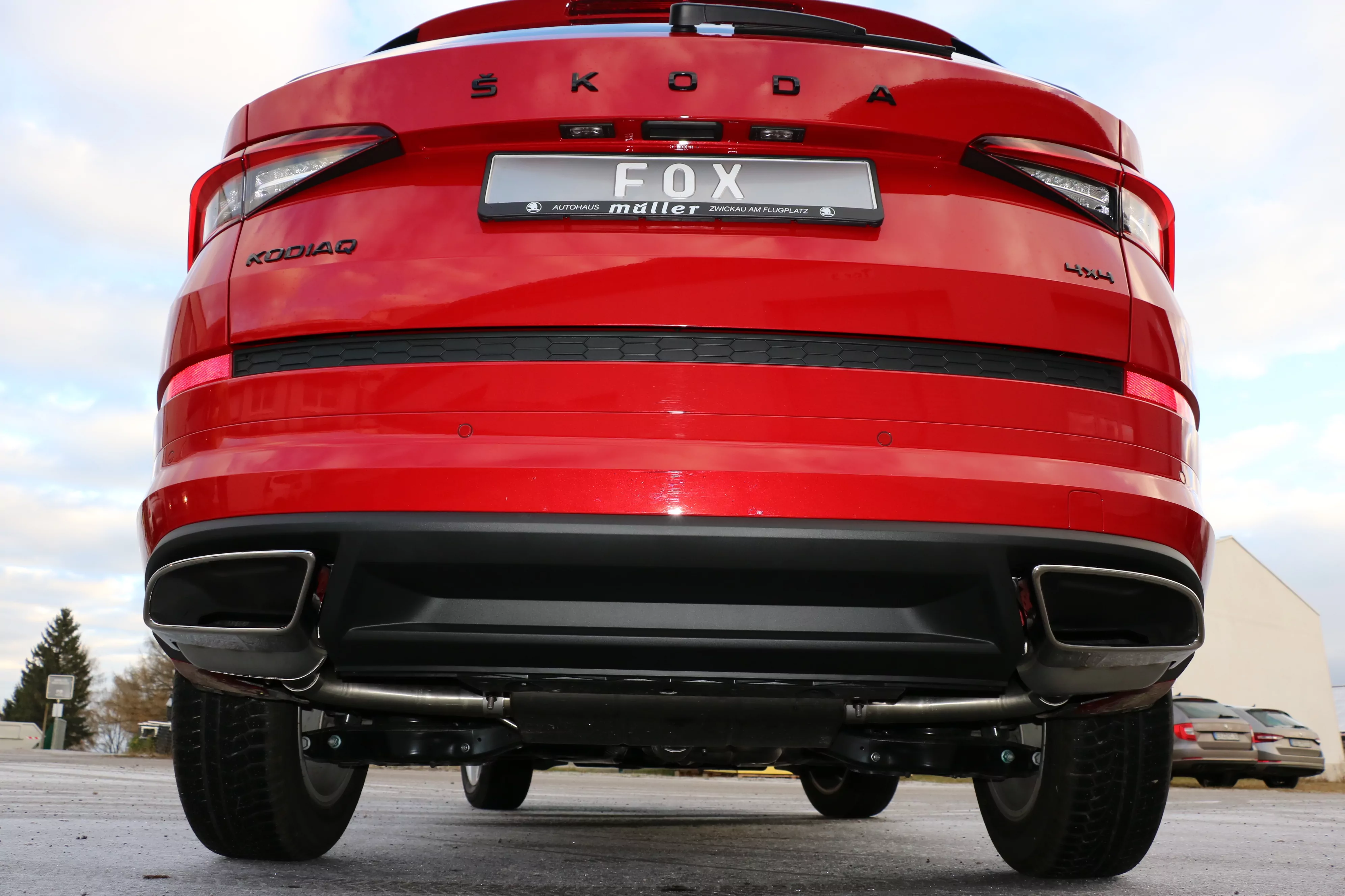 Skoda Kodiaq 4x4 mit RS-Optik  Endschalldämpfer Ausgang rechts/links