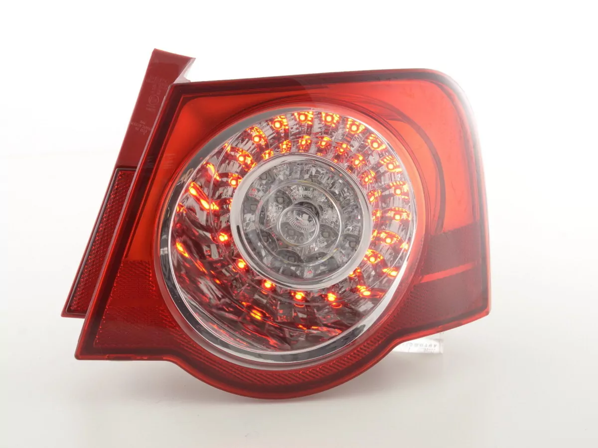 Verschleißteile Rückleuchte rechts VW Passat Limo Typ 3C Bj. 05-10 klar/rot