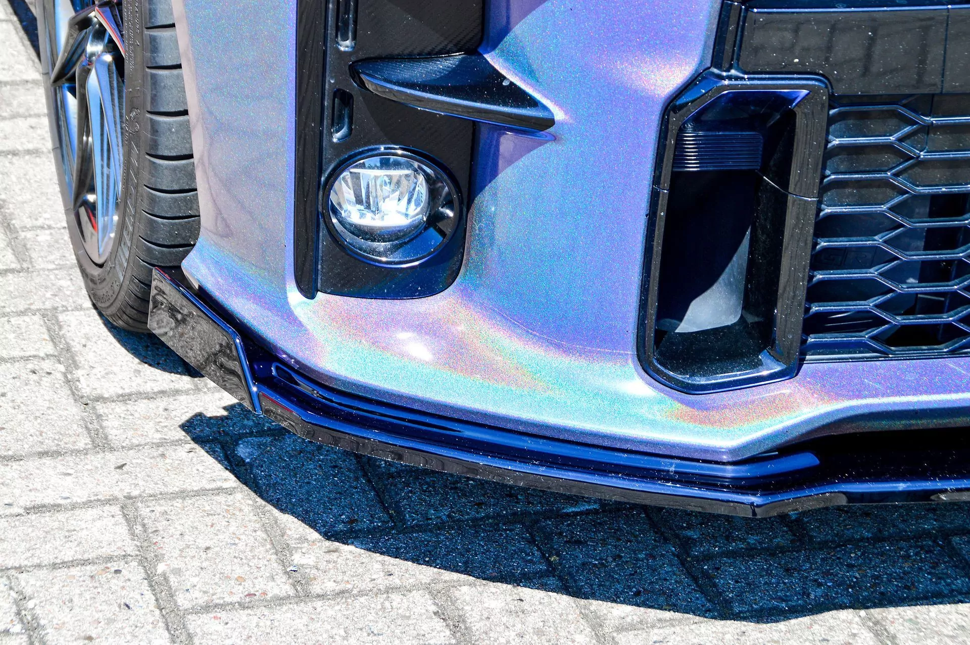 Frontspoilerlippe mit Wings für Toyota Yaris GR ab Bj. 2020-