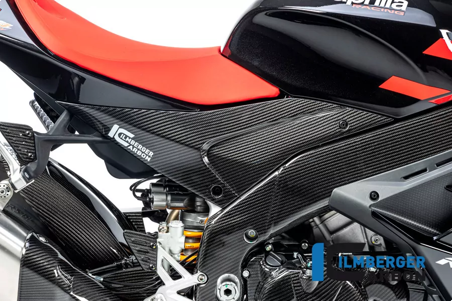 Ilmberger Carbon Seitendeckel rechts glanz für Aprilia RSV4 / Tuono V4 2021-