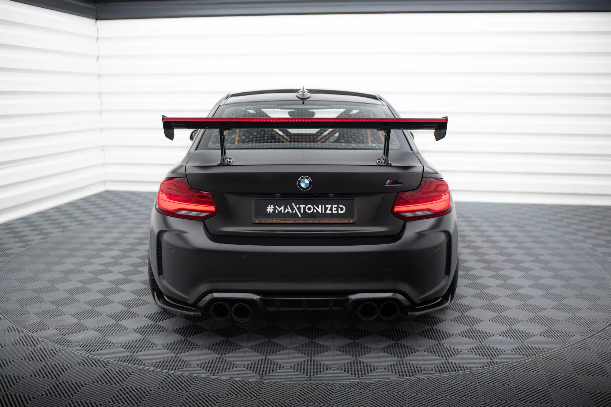 Carbon Spoiler With Internal Brackets Uprights  BMW M2 F87 / 2 / 2 M-Paket F22