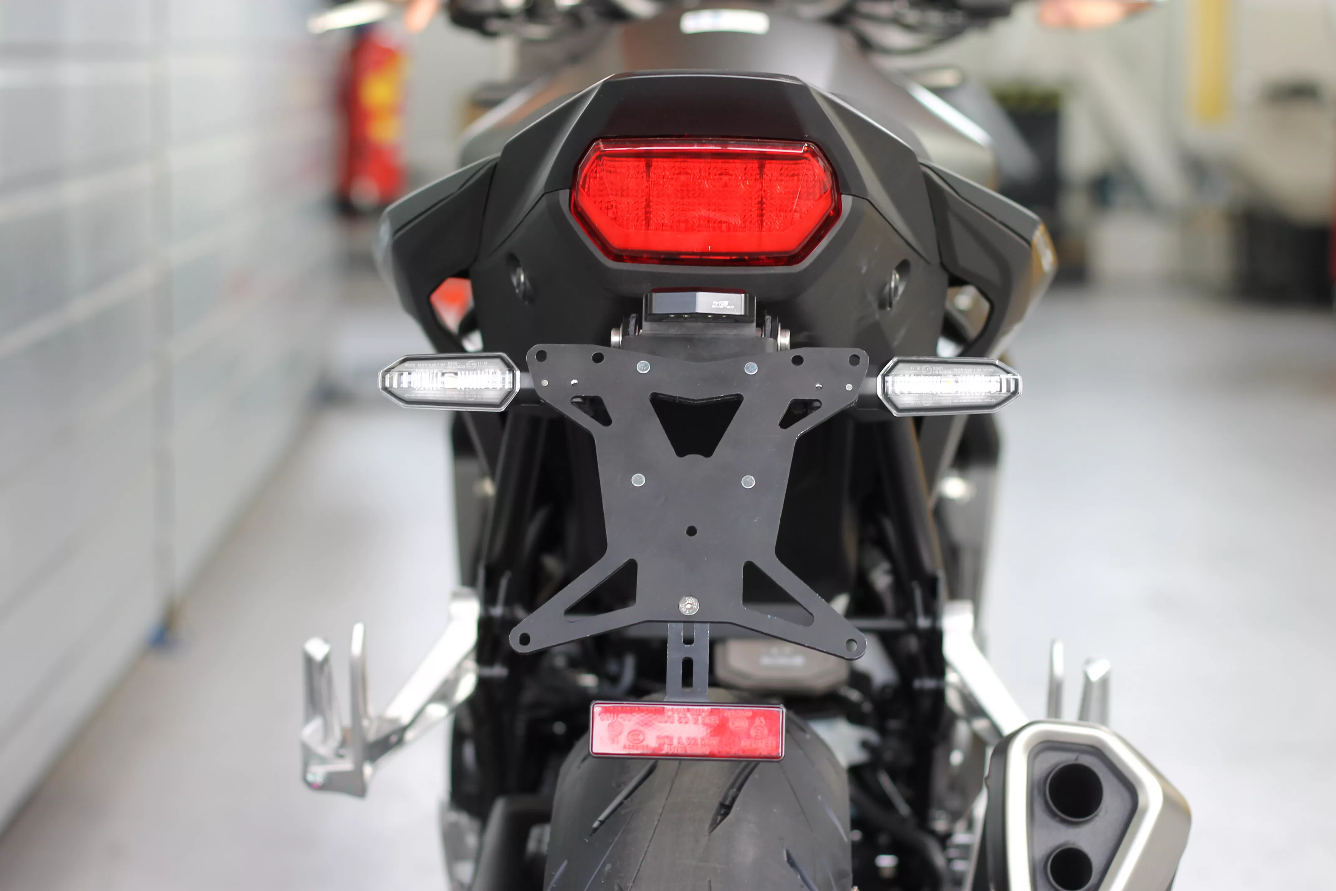 MG Biketec Kennzeichenhalter für Honda CB 750 Hornet ab 2023