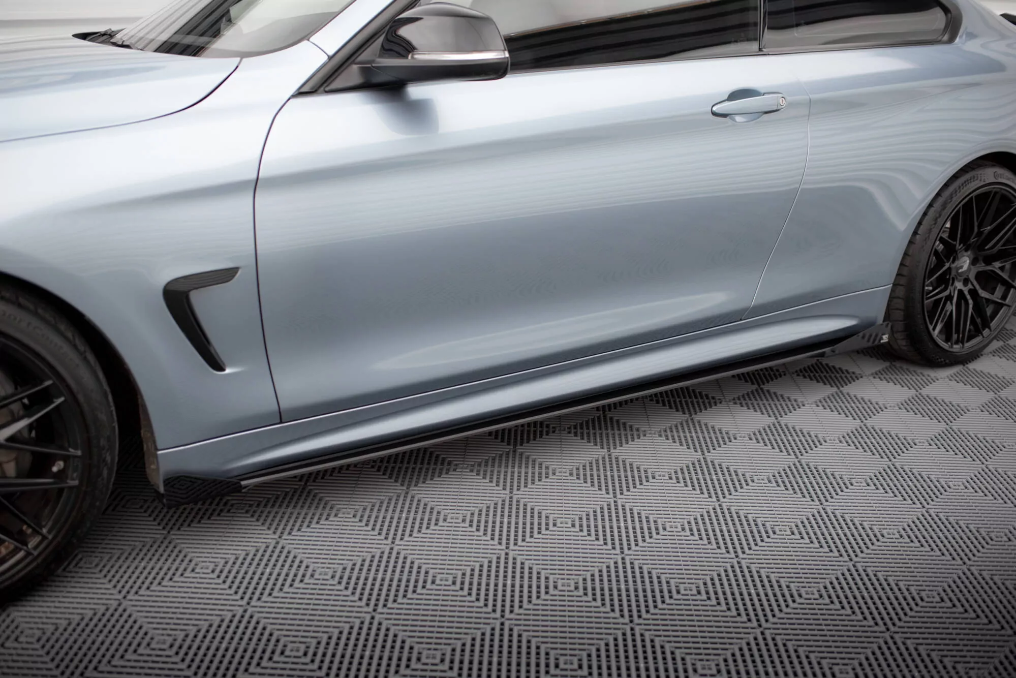 Street Pro Seitenschweller Ansatz Für + Flaps BMW 4er Coupe / Gran Coupe / Cabrio M-Paket F32 / F36 / F33  Schwarz Hochglanz