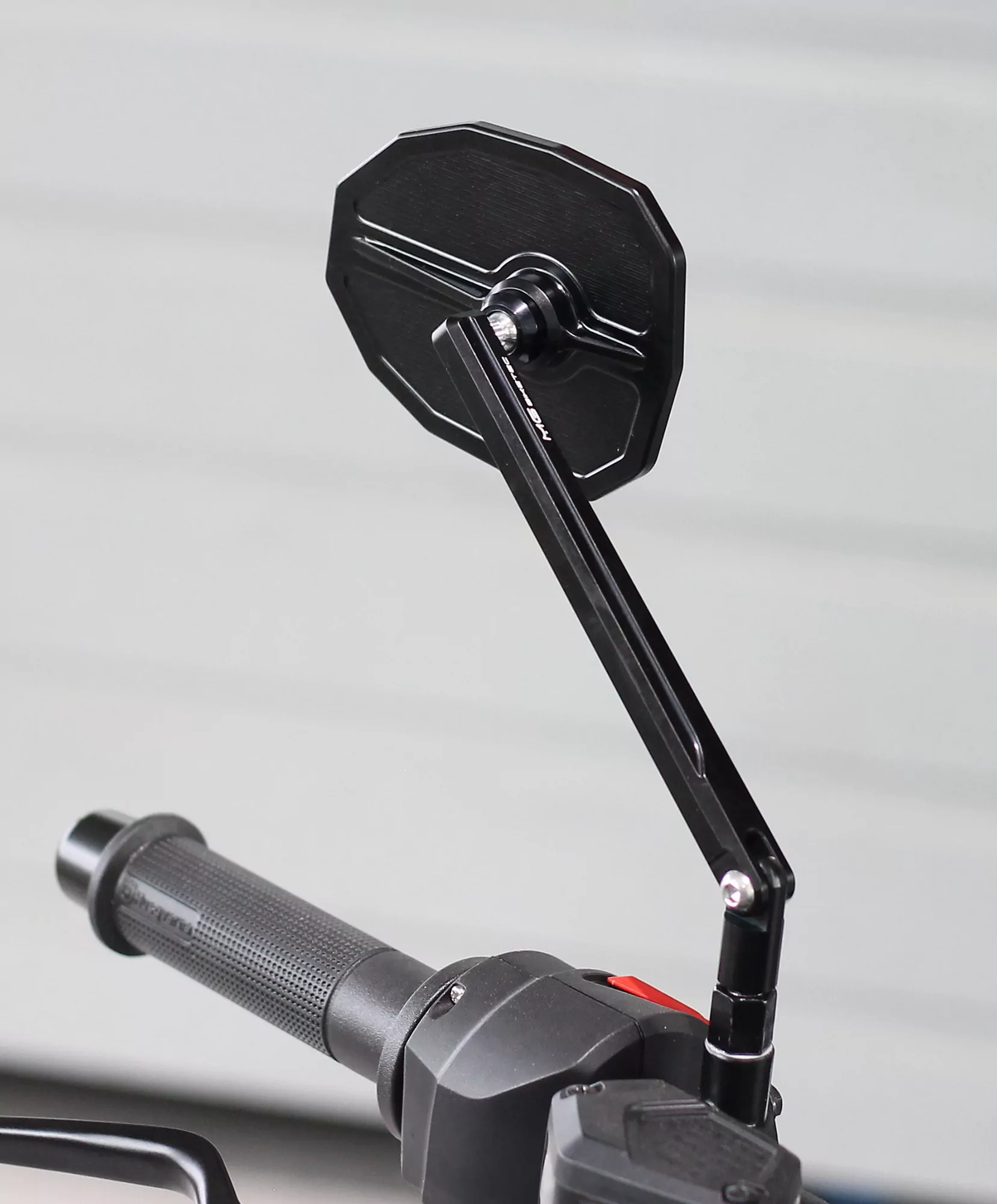 MG Biketec Spiegel Set für M10 x 1,5 mm Gewinde für BMW F 650 GS ab 2008