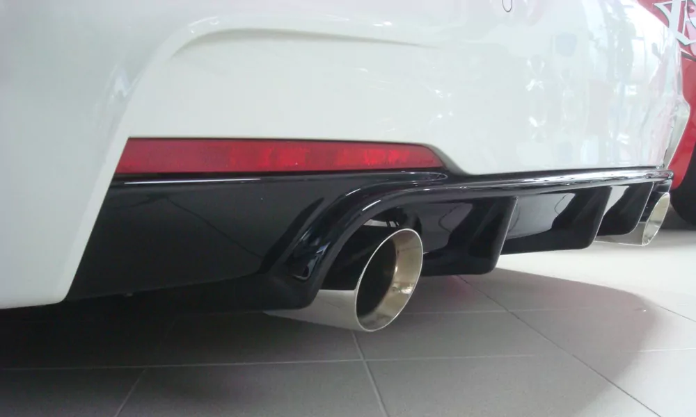 Rieger Heckeinsatz für BMW 3er F30  (3L) | Lim. 02.12-06.15 (bis Facelift) nur für M-Paket-Heckschürze