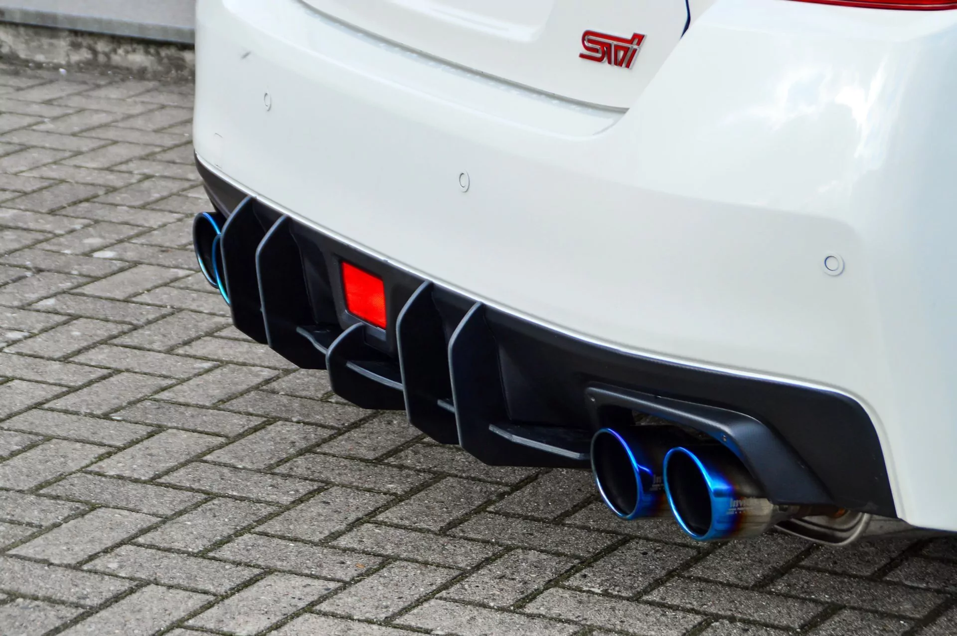 Gefräster Heckansatz Version 2 für Subaru Impreza WRX STi