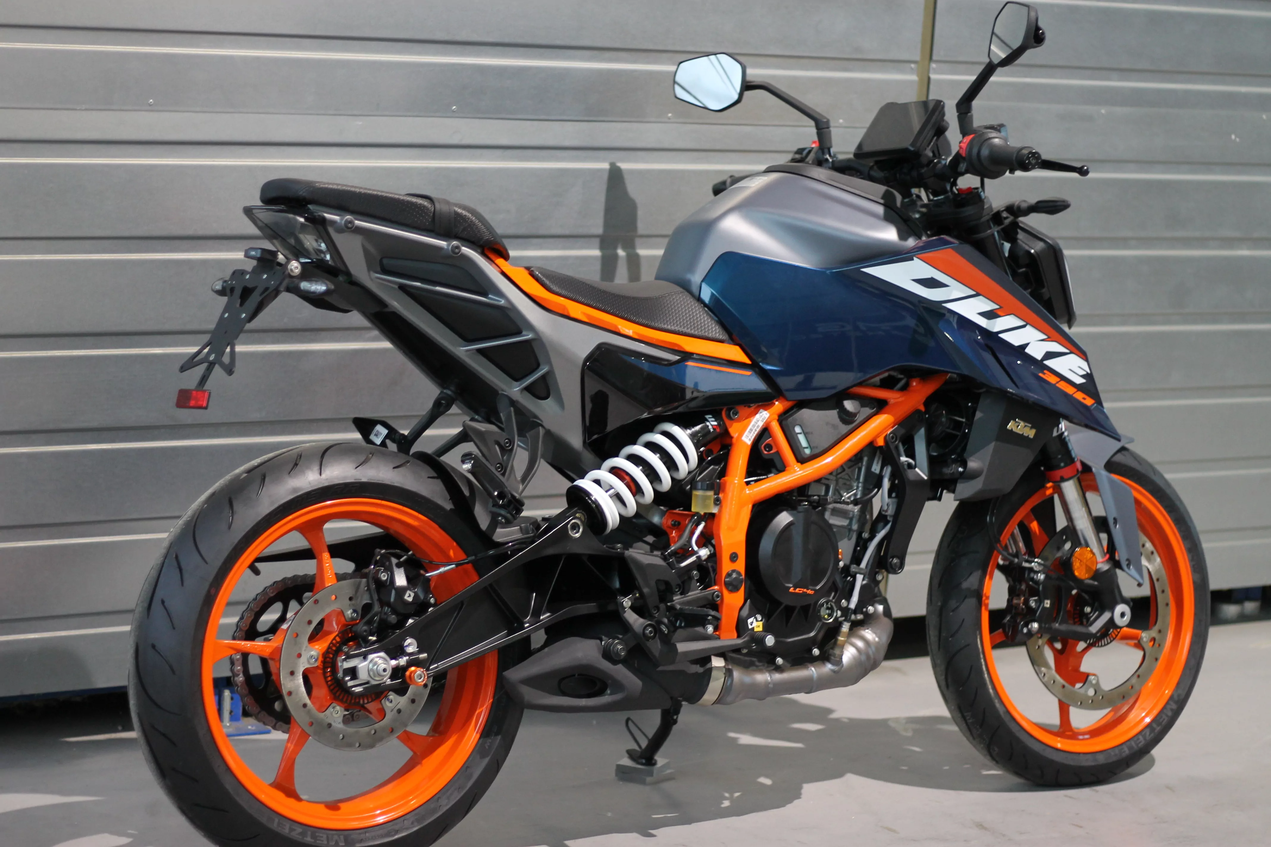 MG Biketec Kennzeichenhalter für KTM 390 Duke ab 2024