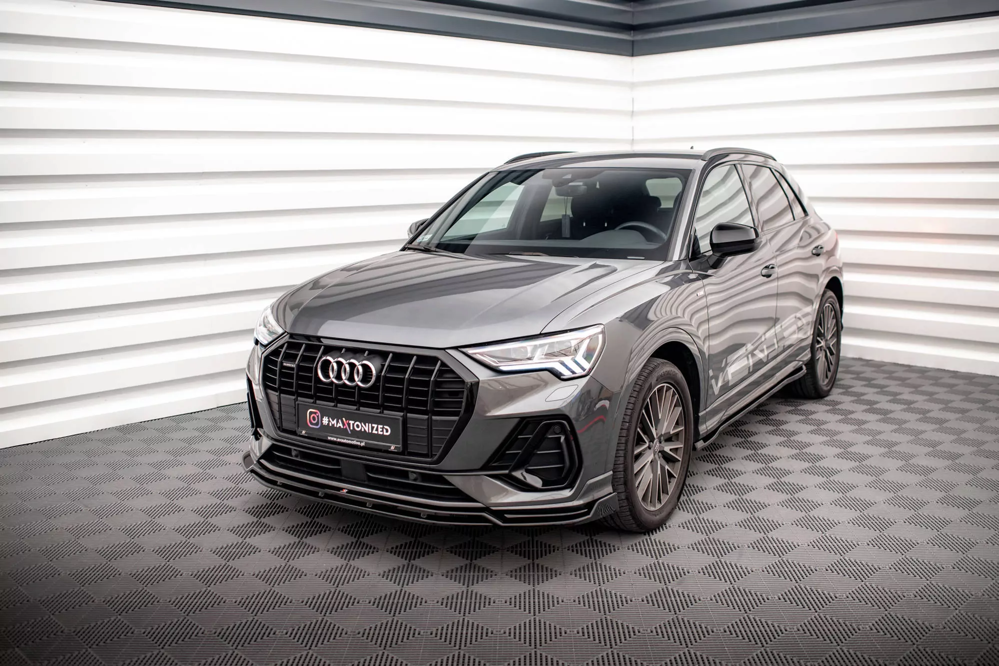 Front Ansatz V.2 Für Audi Q3 S-Line F3 Schwarz Hochglanz