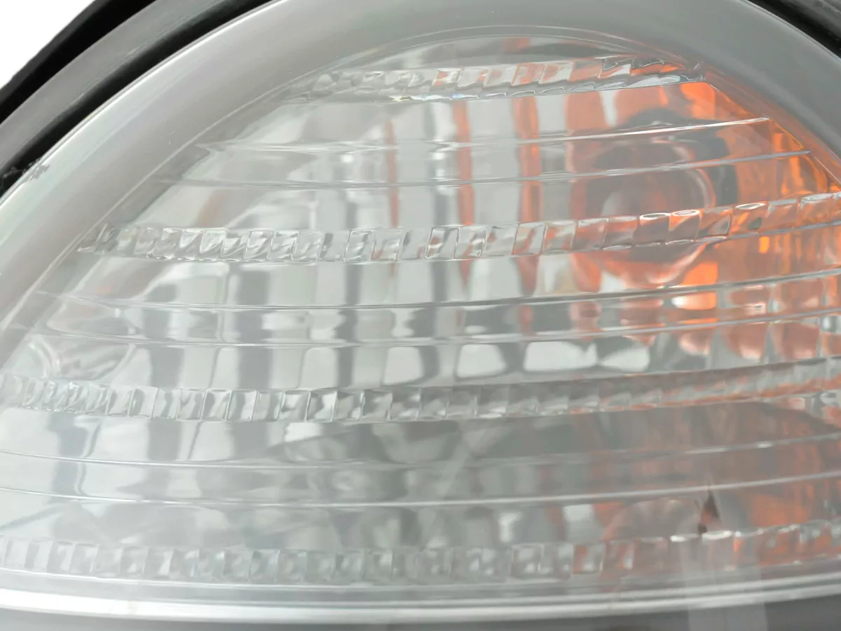 Scheinwerfer Set Mercedes E-Klasse Typ W210 Bj. 99-01 schwarz