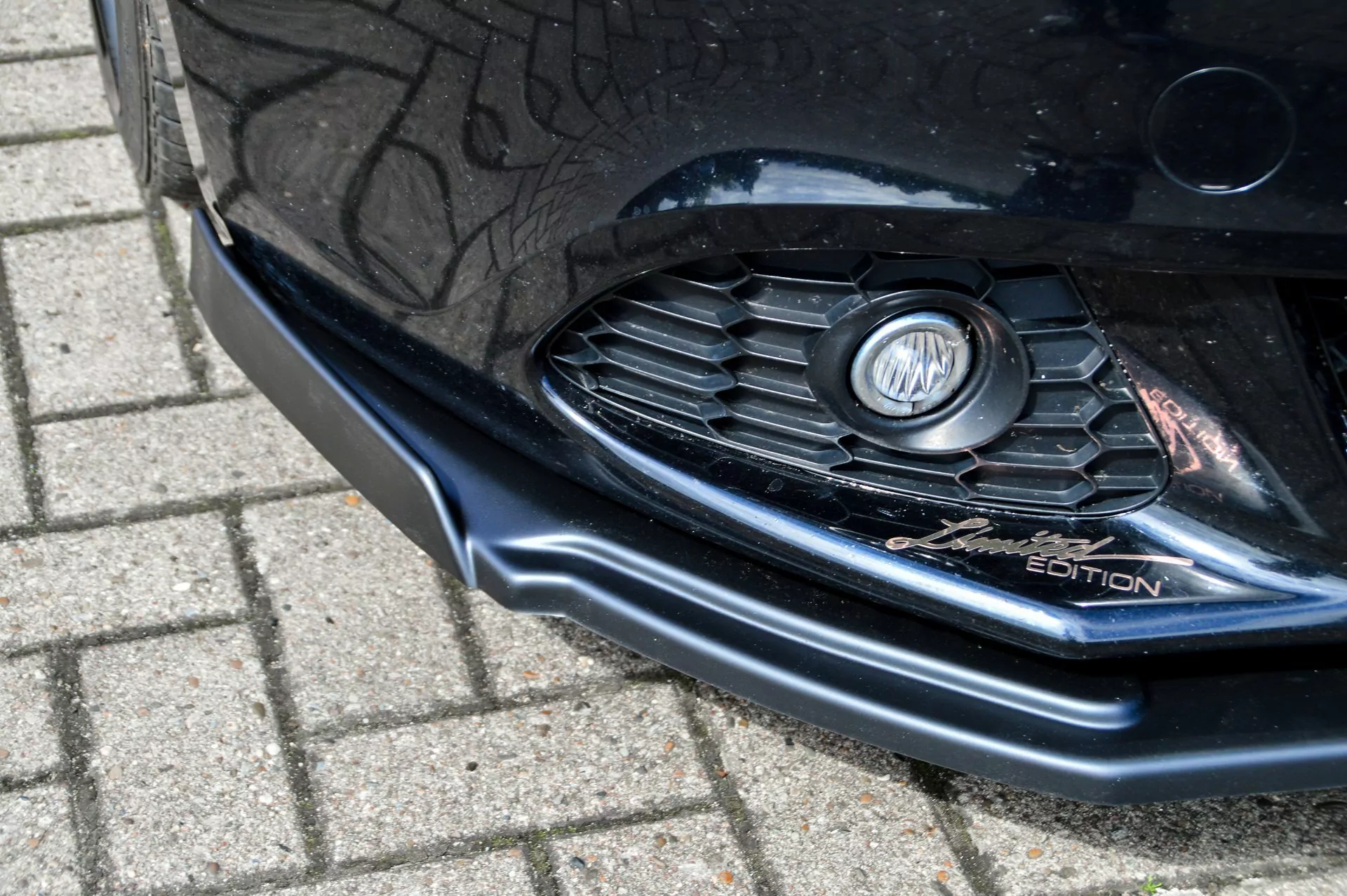 Cuplippe mit Wing aus ABS für Alfa Romeo Giulietta 940