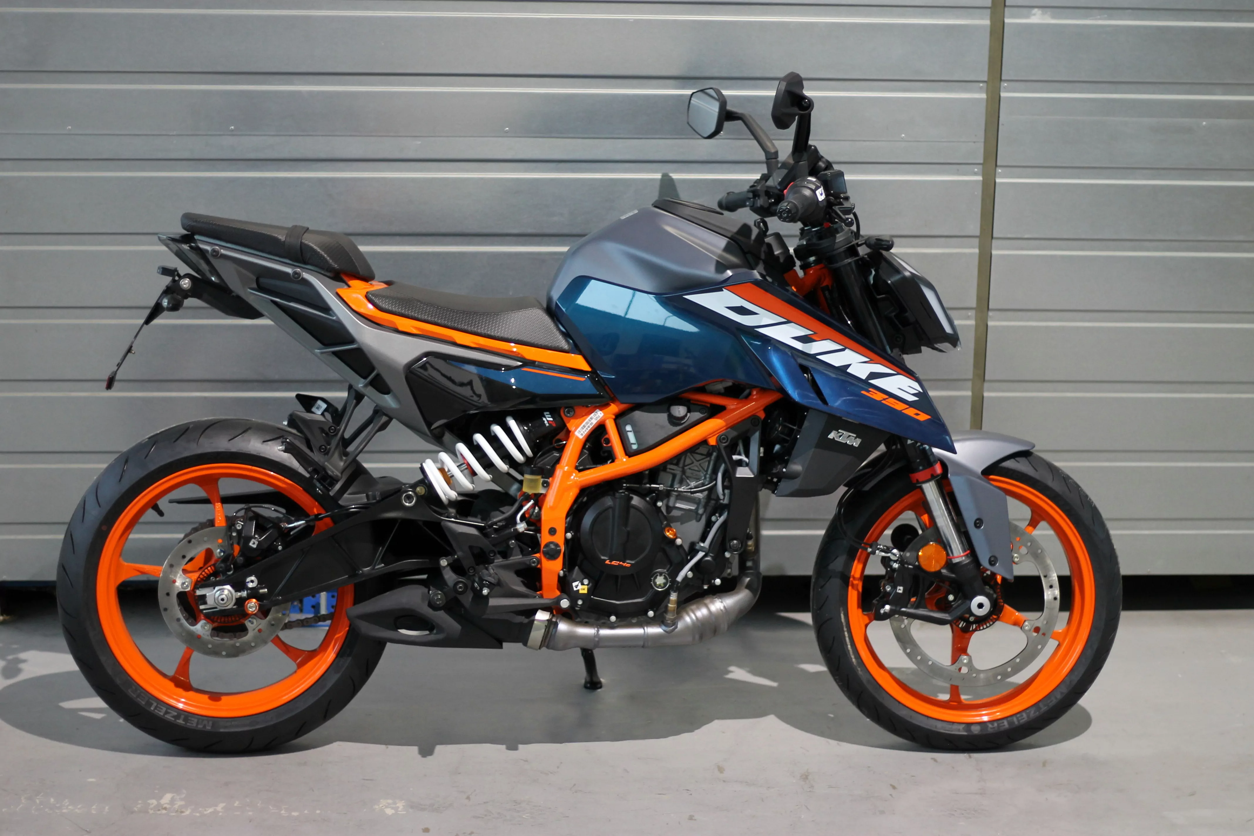 MG Biketec Kennzeichenhalter für KTM 390 Duke ab 2024