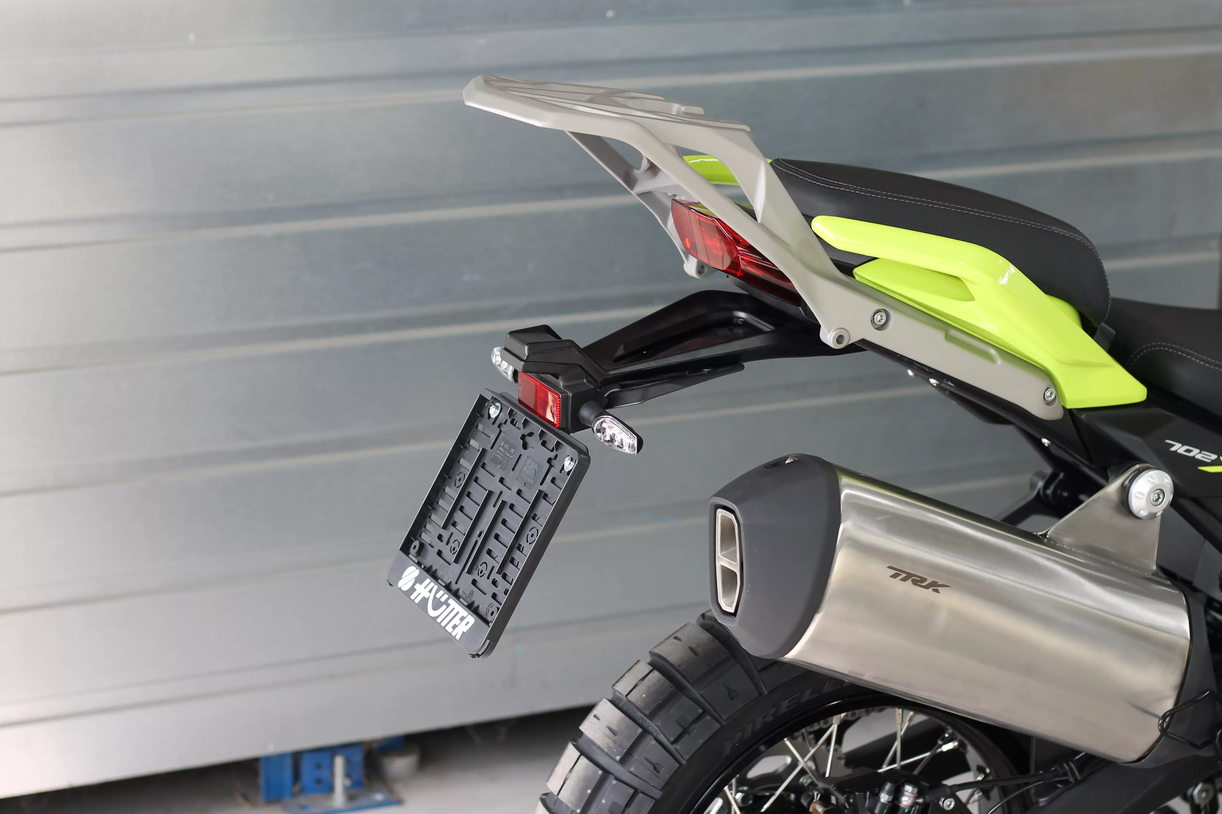 MG Biketec Kennzeichenhalter für Benelli TRK 702 / 702 X ab 2023