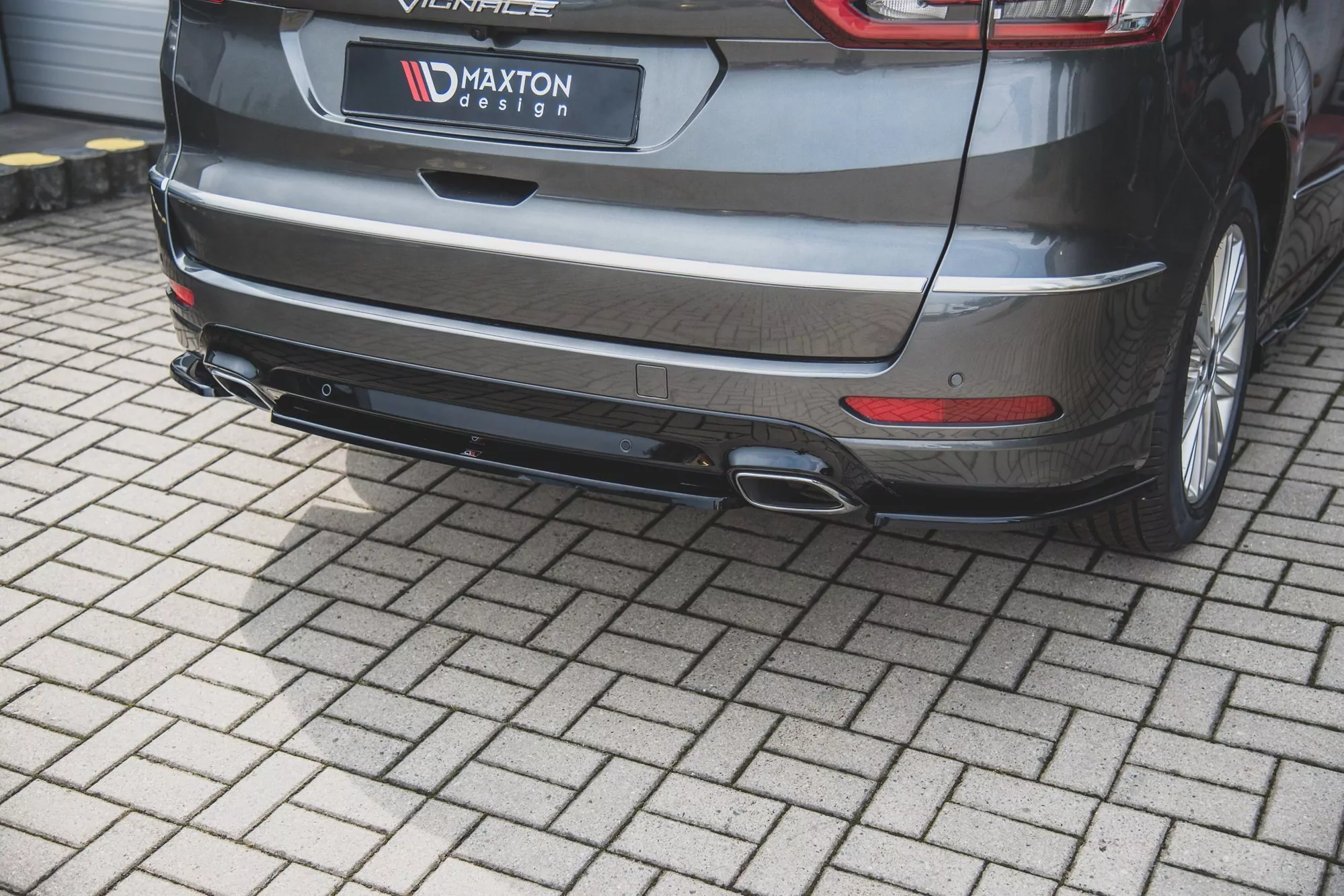 Mittlerer Diffusor Heck Ansatz Passend Für Ford S-Max Vignale Mk2 Facelift Schwarz Hochglanz