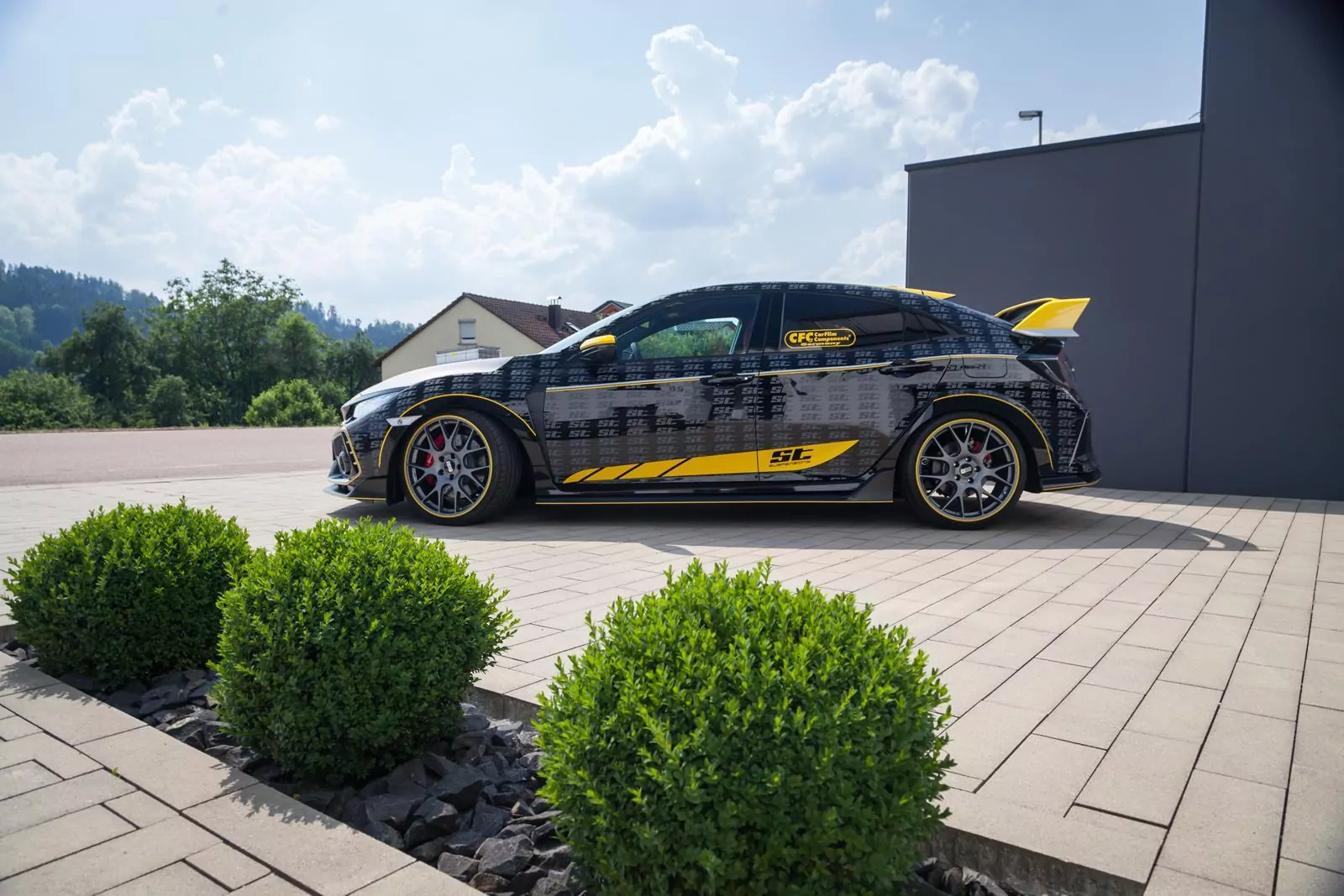 ST Gewindefahrwerk ST XTA  (härteverstellbar mit Stützlager) HONDA CIVIC XI Schrägheck (FE, FL) 01/2021-