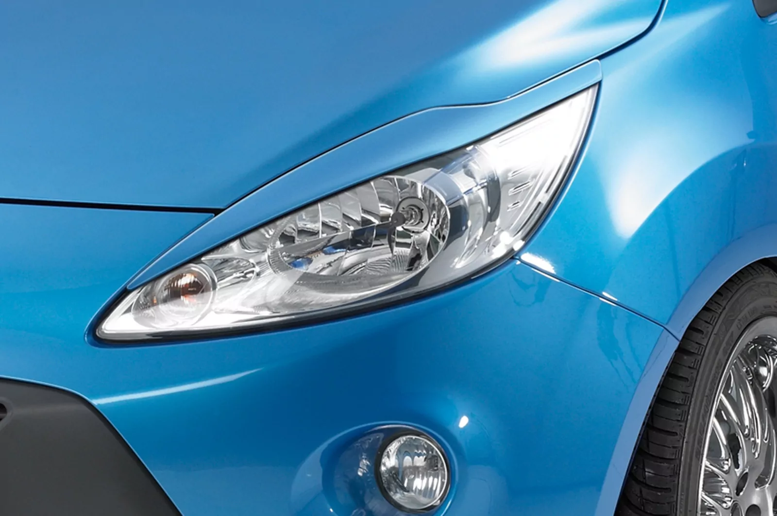 Scheinwerferblenden für Ford KA RU8 SB120