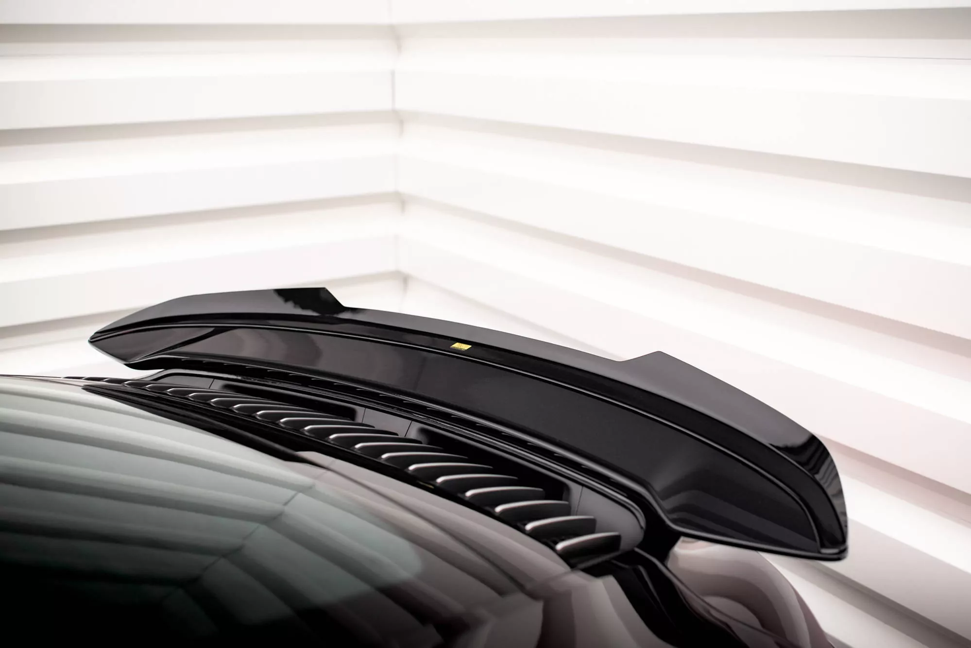 Spoiler CAP Für Porsche 911 Turbo S 992 Schwarz Hochglanz