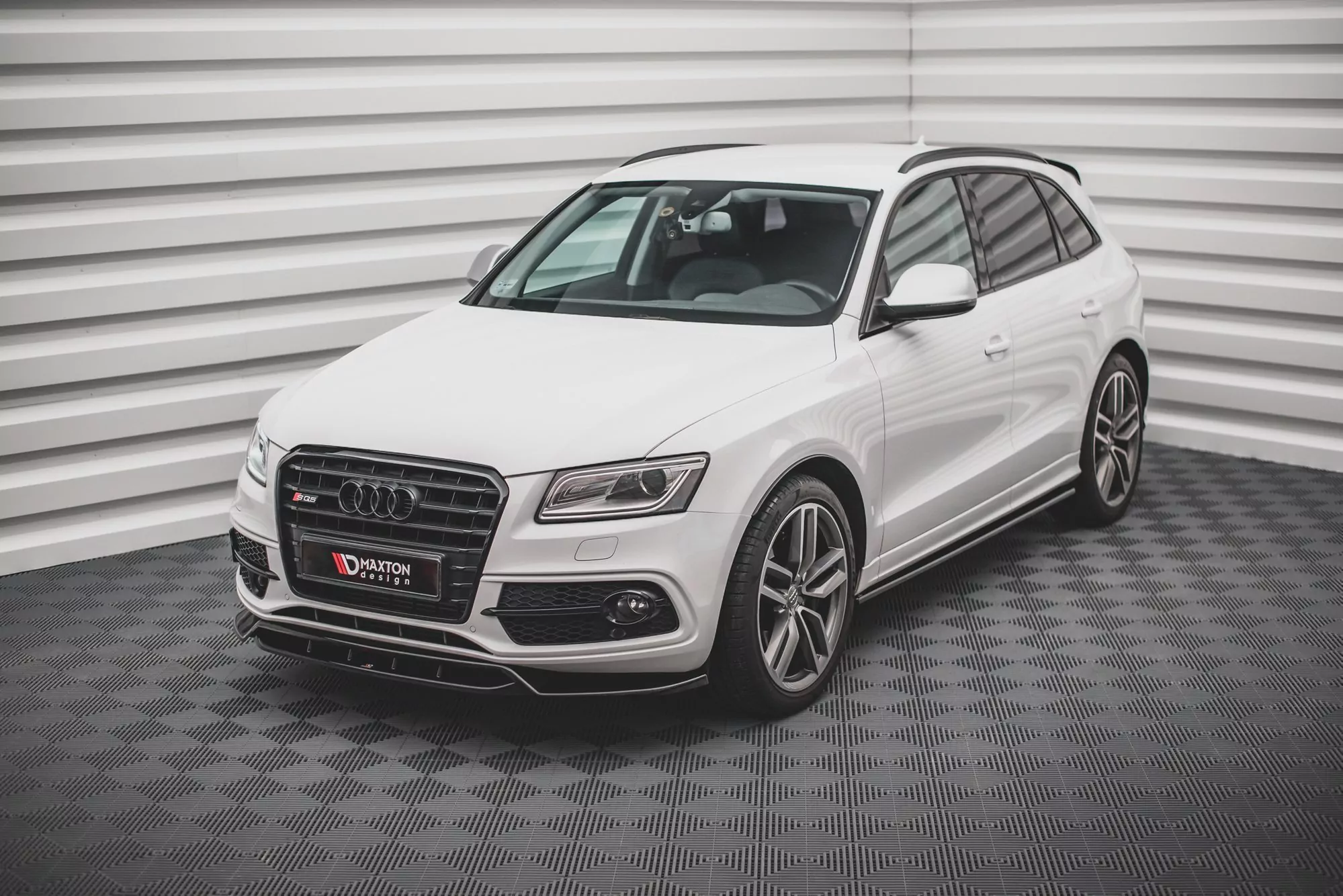 Front Ansatz Für Audi SQ5 Mk1 (8R) Schwarz Hochglanz