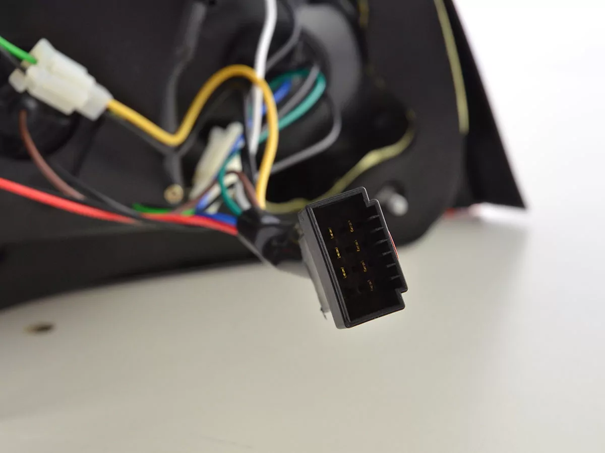 LED Rückleuchten Set BMW 5er E60 Limousine Bj. 08-09 rot/schwarz