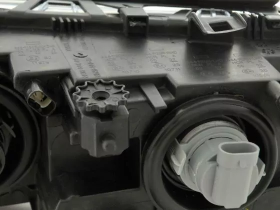 Verschleißteile Scheinwerfer rechts BMW 3er Limo/Touring (Typ E46) Bj. 98-01