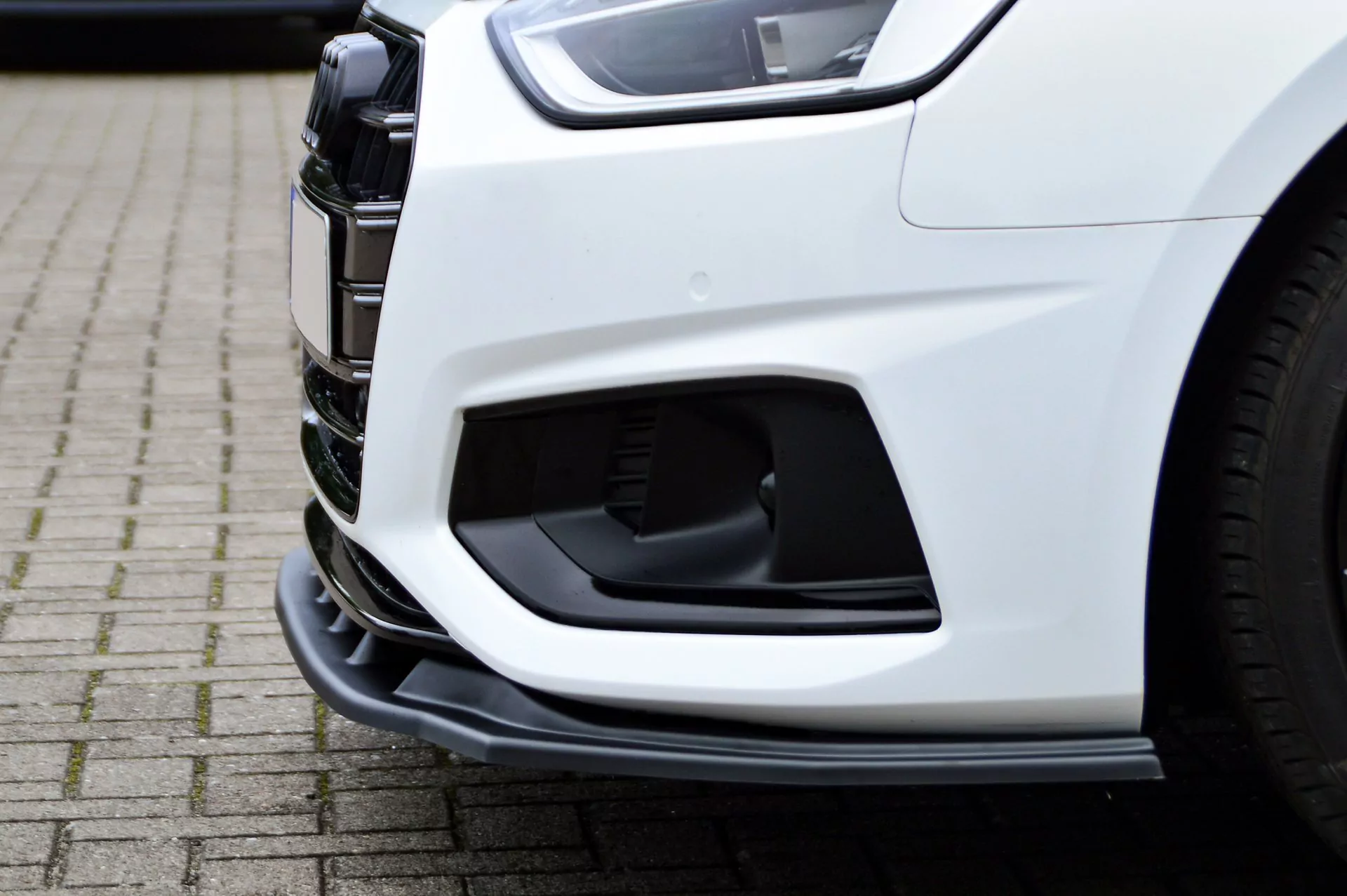 Cup Frontspoilerlippe für Audi A4 B9 Facelift ab Bj. 2019-