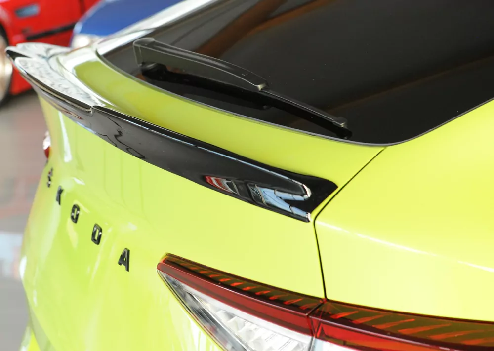 Rieger Heckklappenspoiler glanz schwarz für Skoda Enyaq iV RS (NY) Coupé (5AC) 07.21-