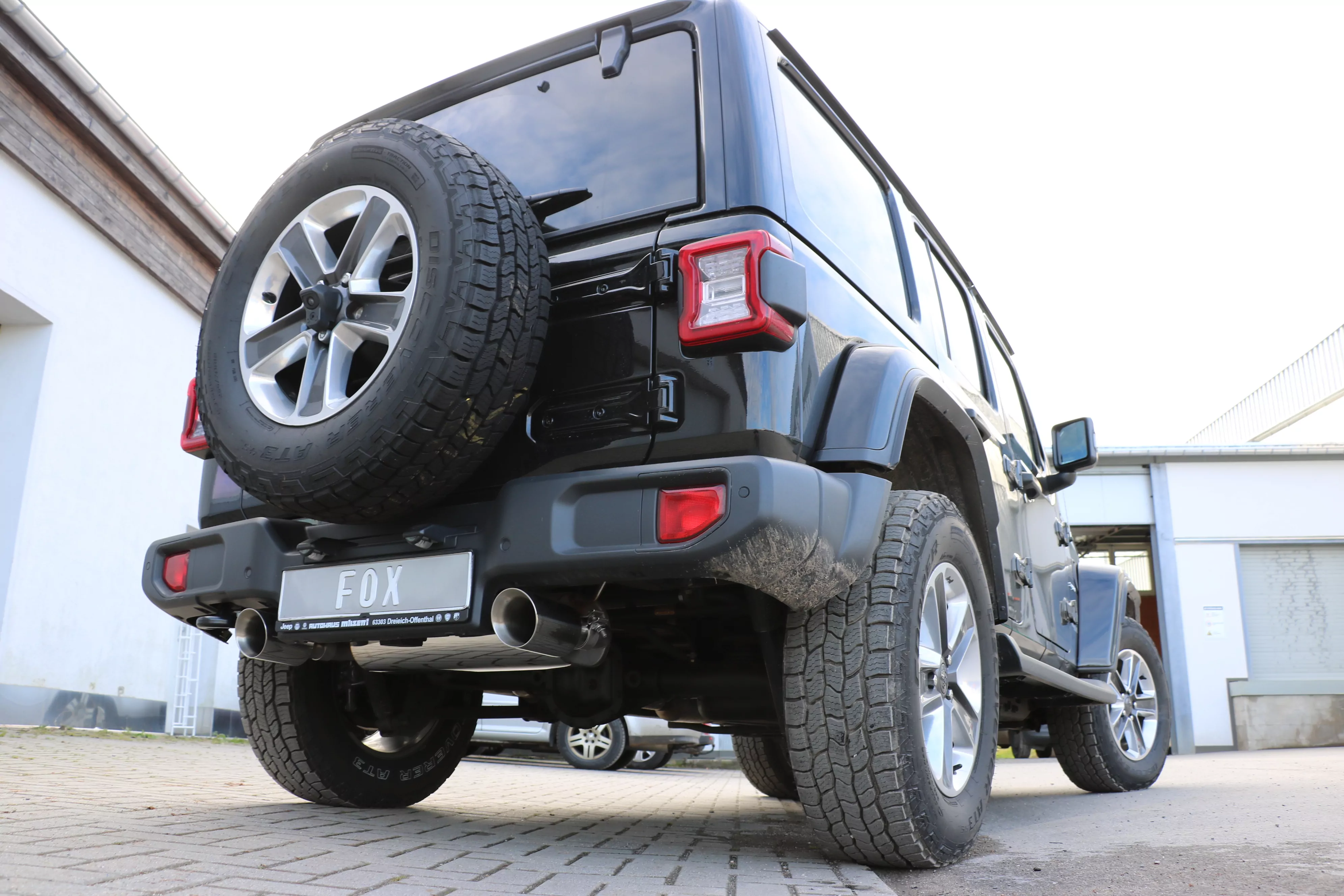 Jeep Wrangler III - JK Endschalldämpfer quer Ausgang rechts/links - 1x100 Typ 25 rechts/links