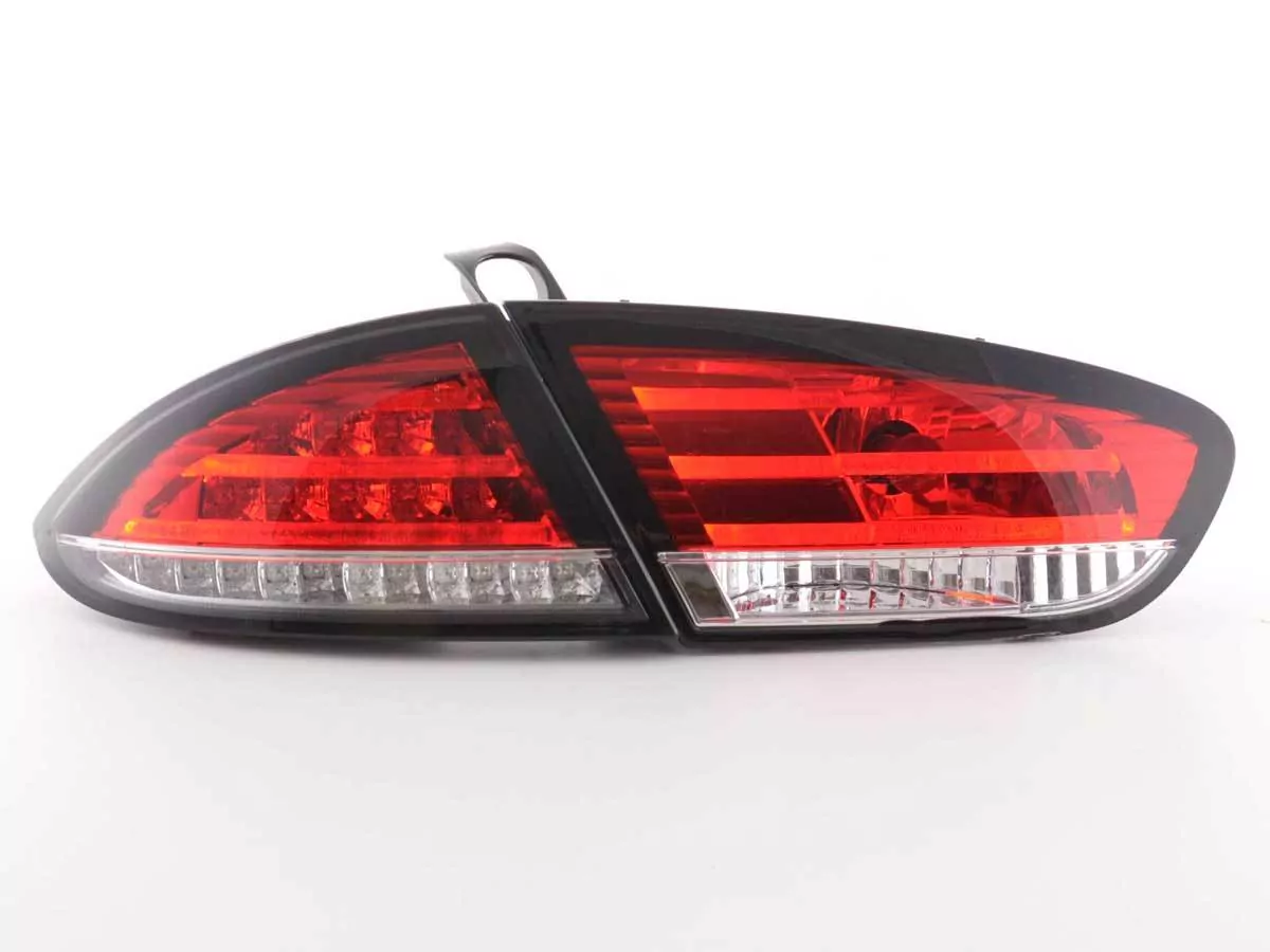 LED Rückleuchten Set Seat Leon Typ 1P Bj. 09-12 rot/klar
