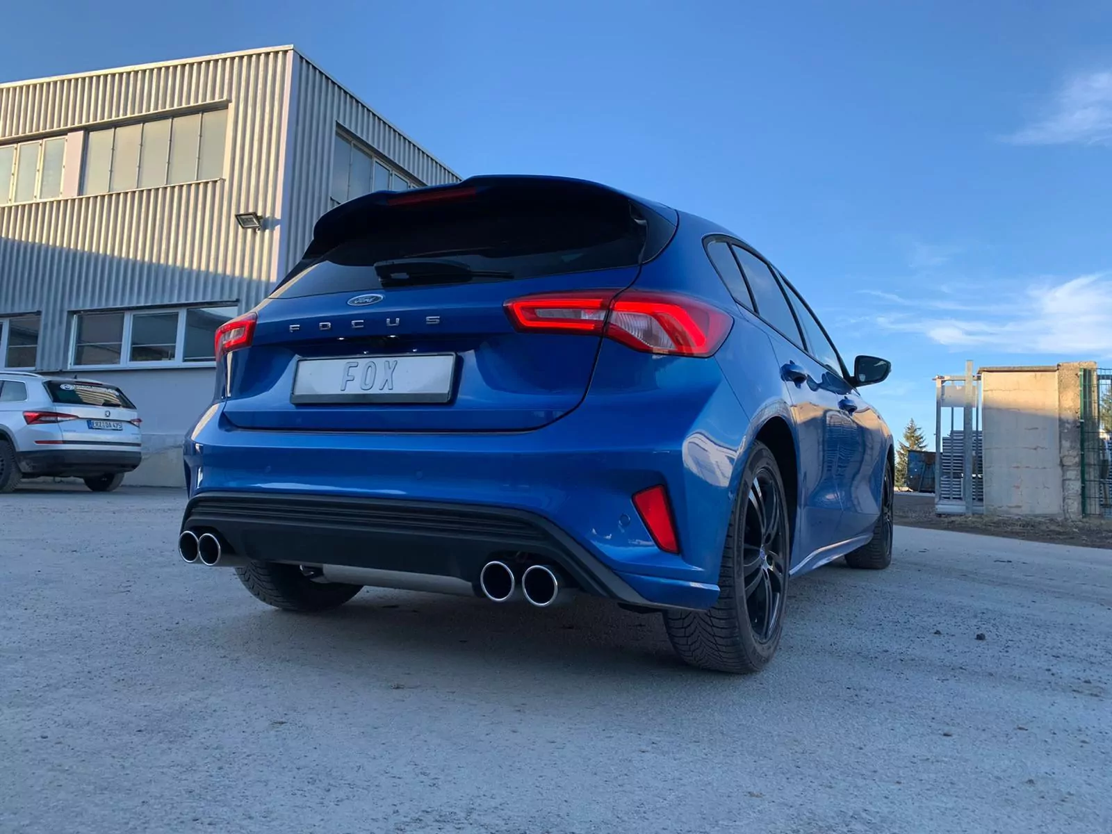 Ford Focus IV ST-Line - Einzelradaufhängung  Endschalldämpfer Ausgang rechts/links - 2x90 Typ 16 rechts/links