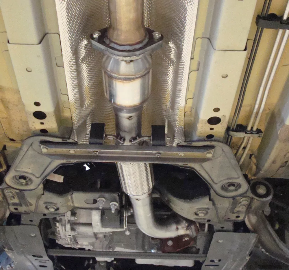 Opel Astra J OPC  Downpipe mit 200-Zeller FOX-Kat