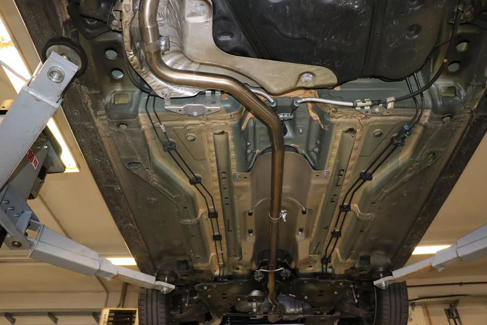 Opel Corsa E  Vorschalldämpferersatzrohr