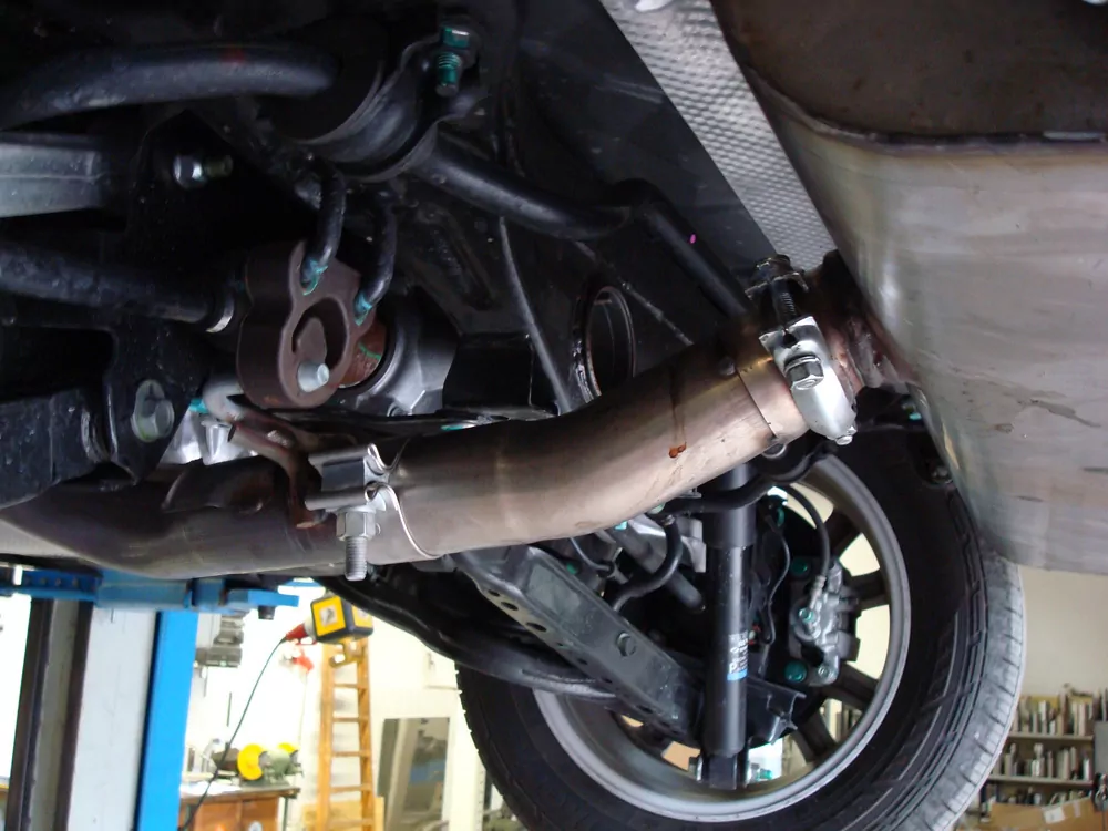 Renault Koleos Benzin  Endschalldämpfer quer Ausgang rechts/links - 1x100 Typ 17 rechts/links