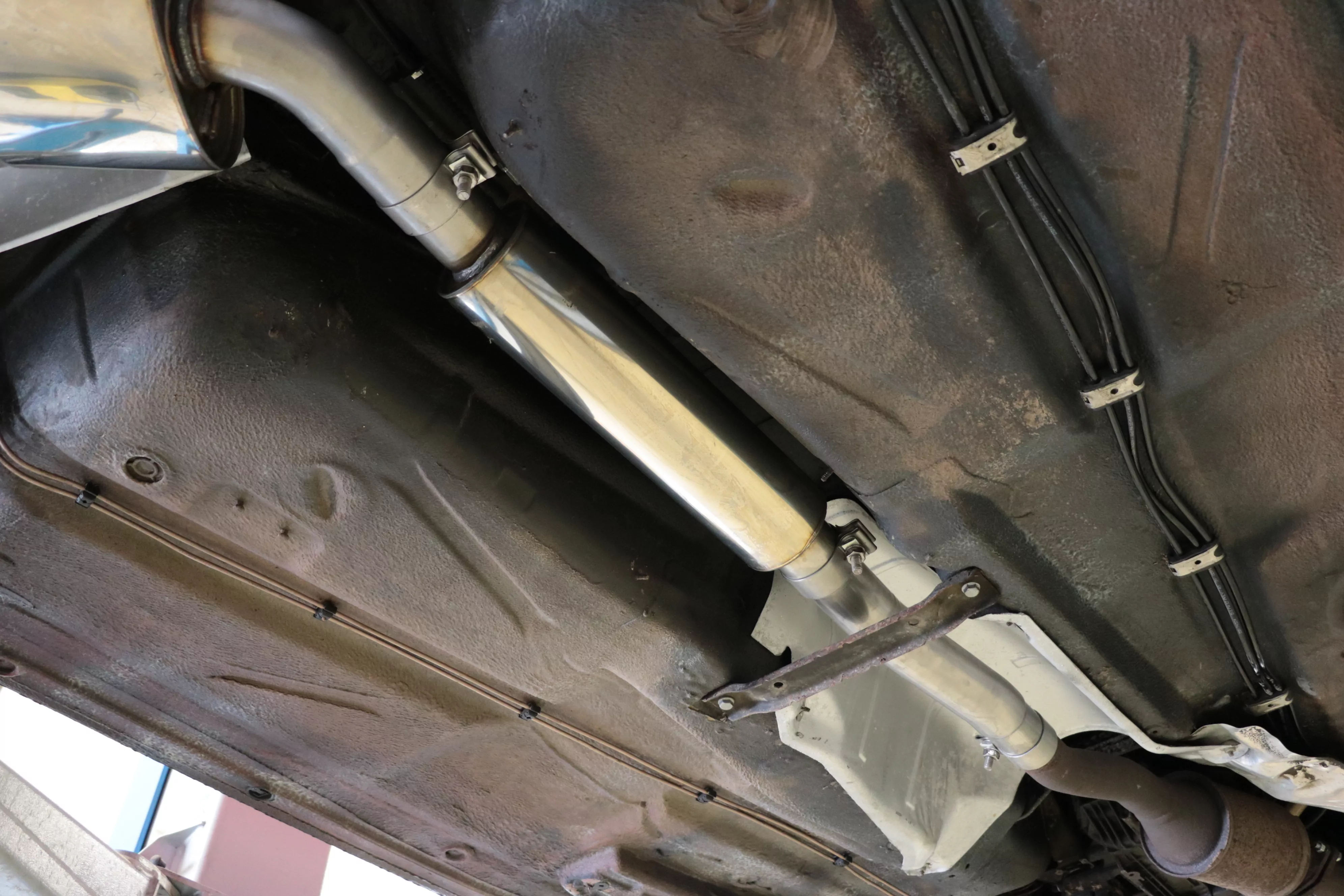 Audi 80/90 - Typ 89, B3, B4 - Limousine/ Coupe/ Cabrio  Vorschalldämpfer